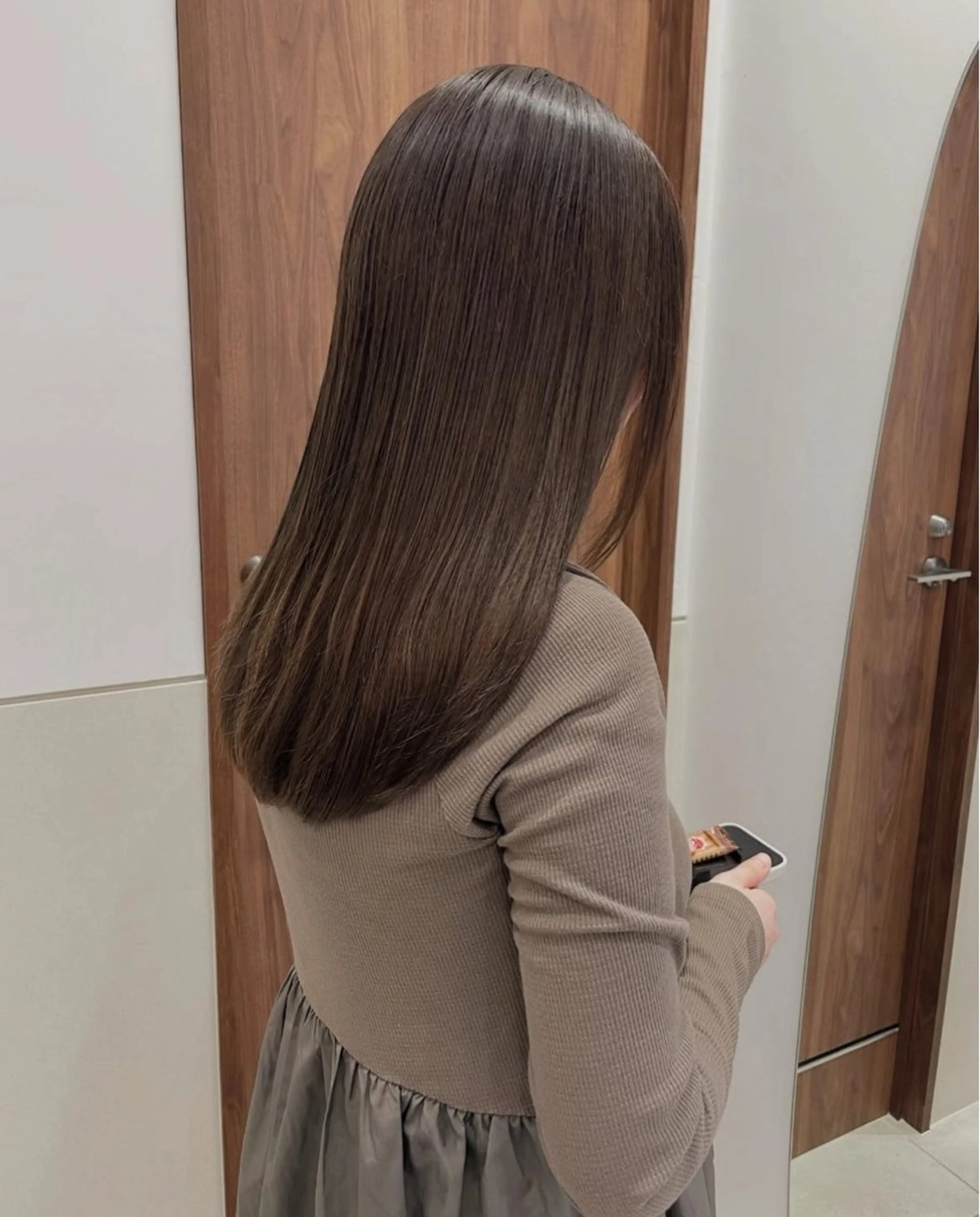 カット＋カラー（全体）＋髪質改善トリートメント✨の写真