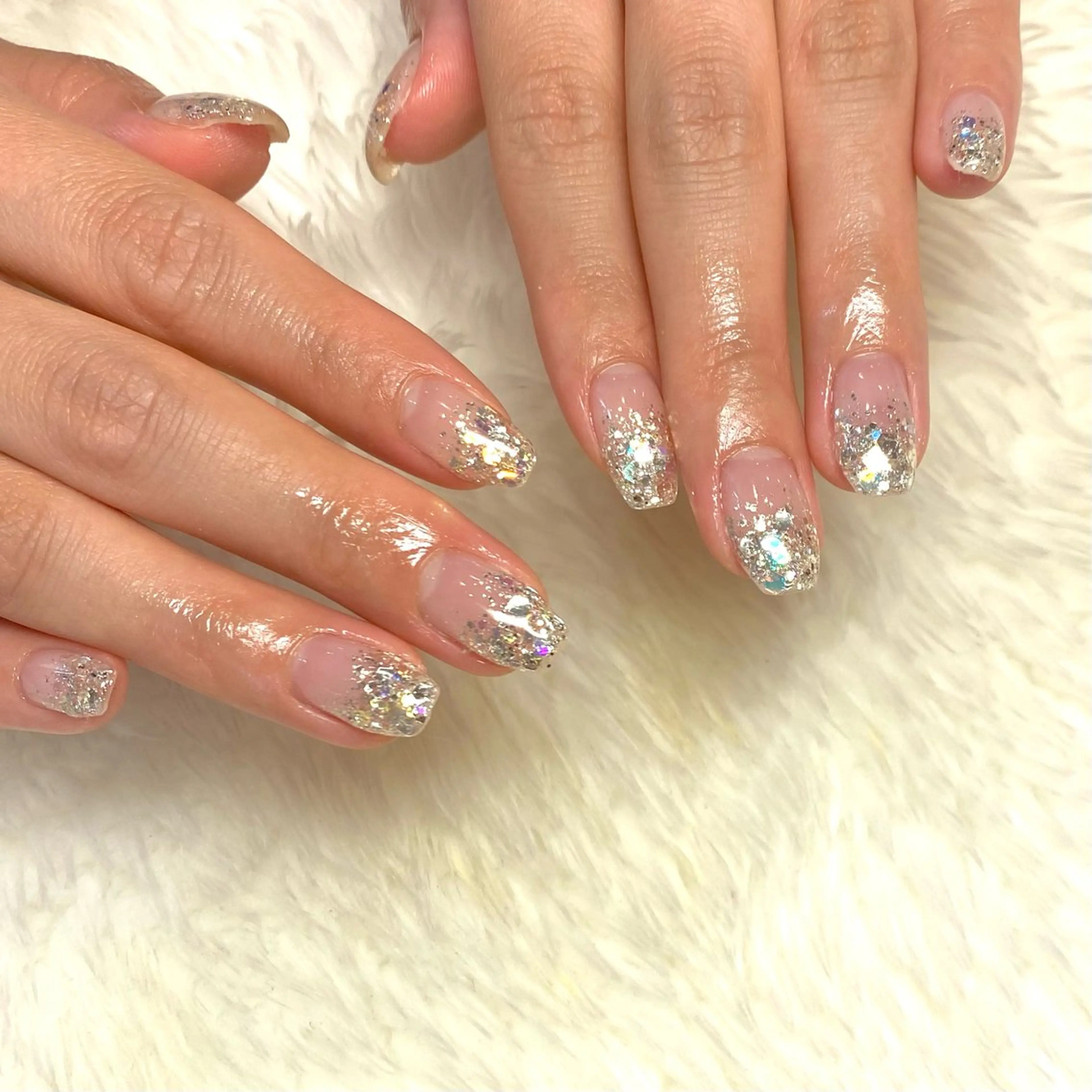 ネイル オーロラネイル ジェルネイル グラデーション キラキラネイル 持ち込み Nailsalon Merci所属・Merci momoのネイルデザイン