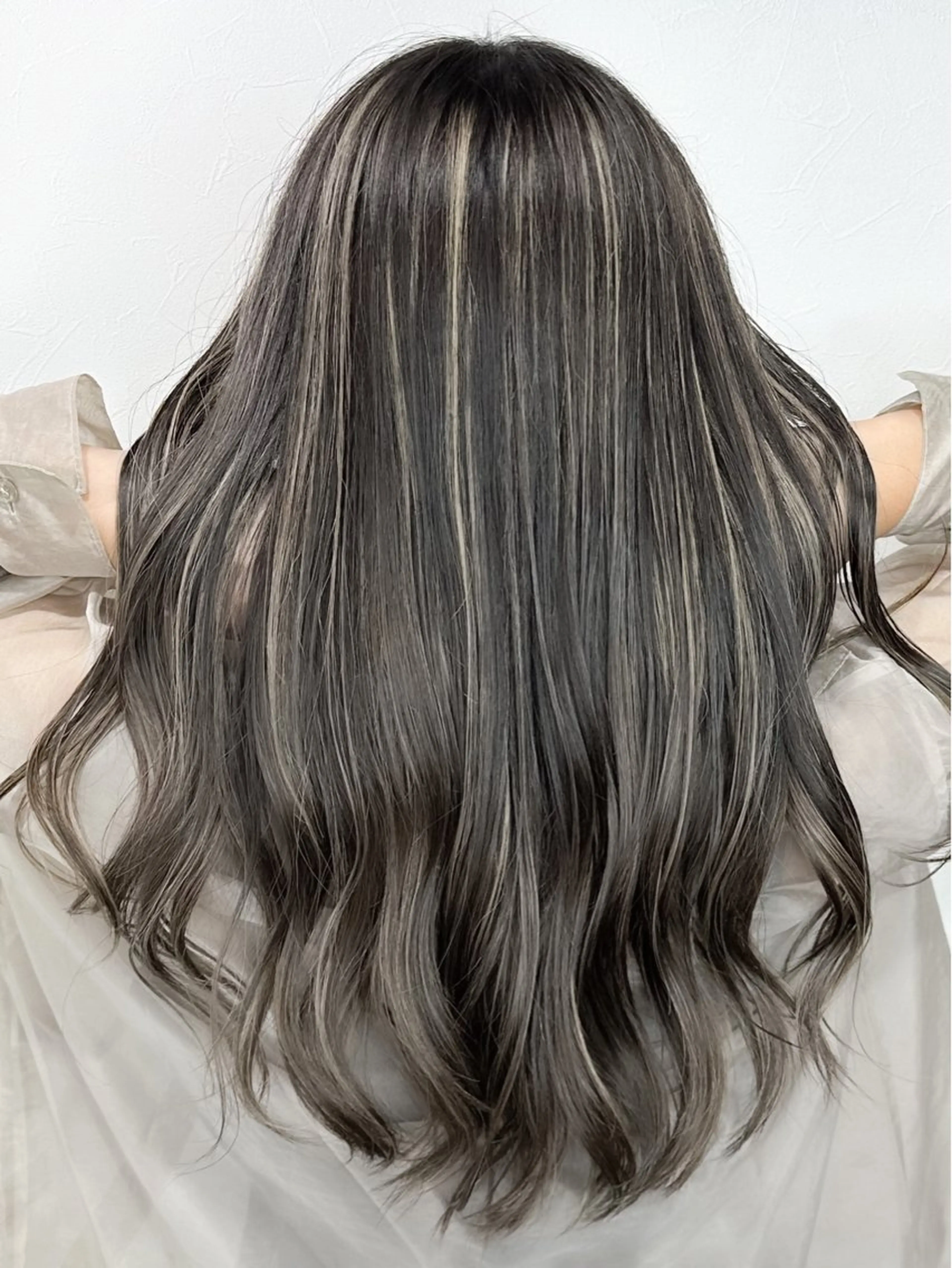 ロング カラー 【公式】髪質改善 Oto.吉祥寺のヘアスタイル