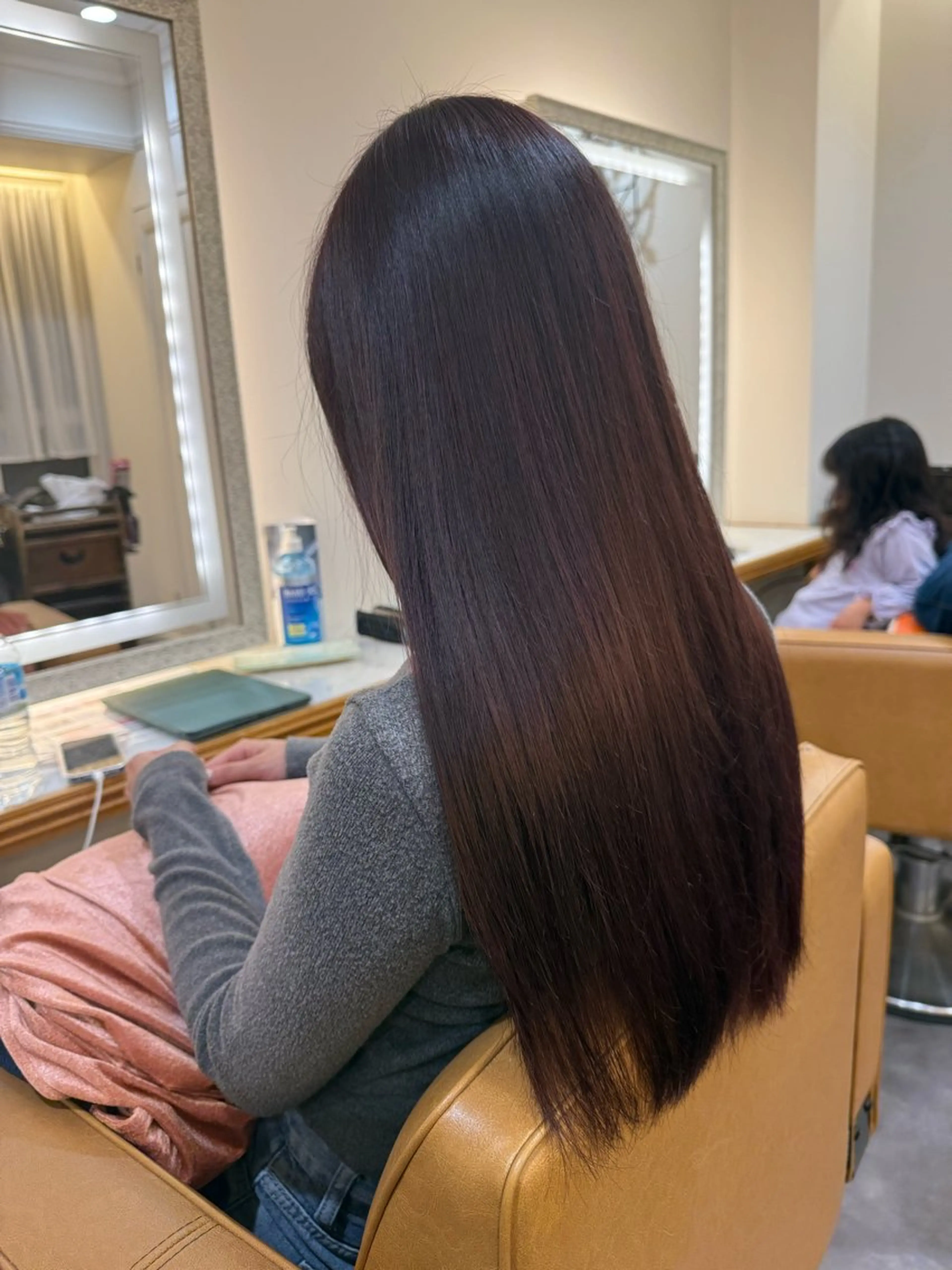 ロング ブリーチ毛矯正.髪質 改善.髪にドラマをのヘアスタイル