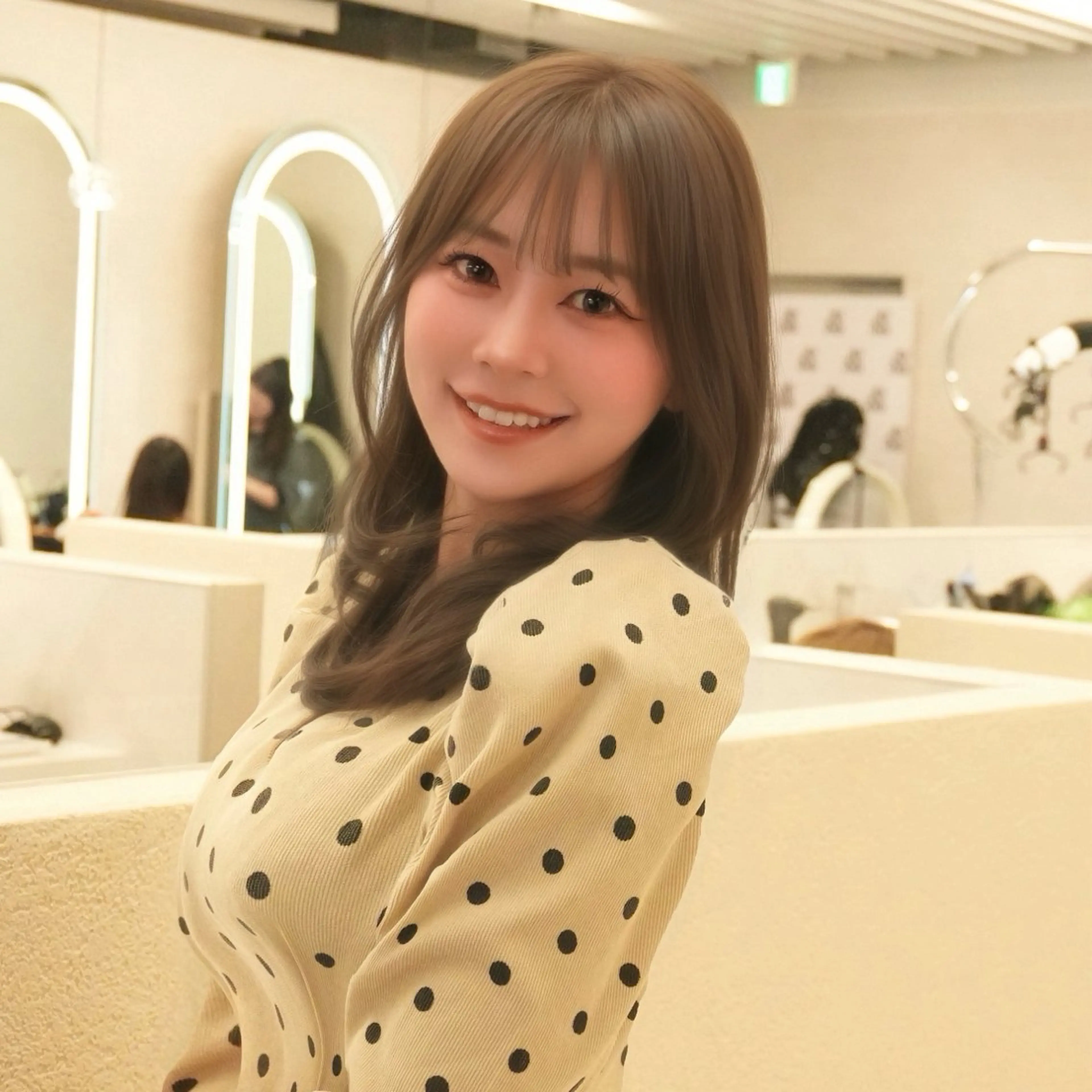 セミロング 顔周りカット 韓国風ヘア 似合わせカット 小顔カット ヘアカラー トリートメント 韓国ヘア/レイヤー/ 透明感カラー/SHUのヘアスタイル