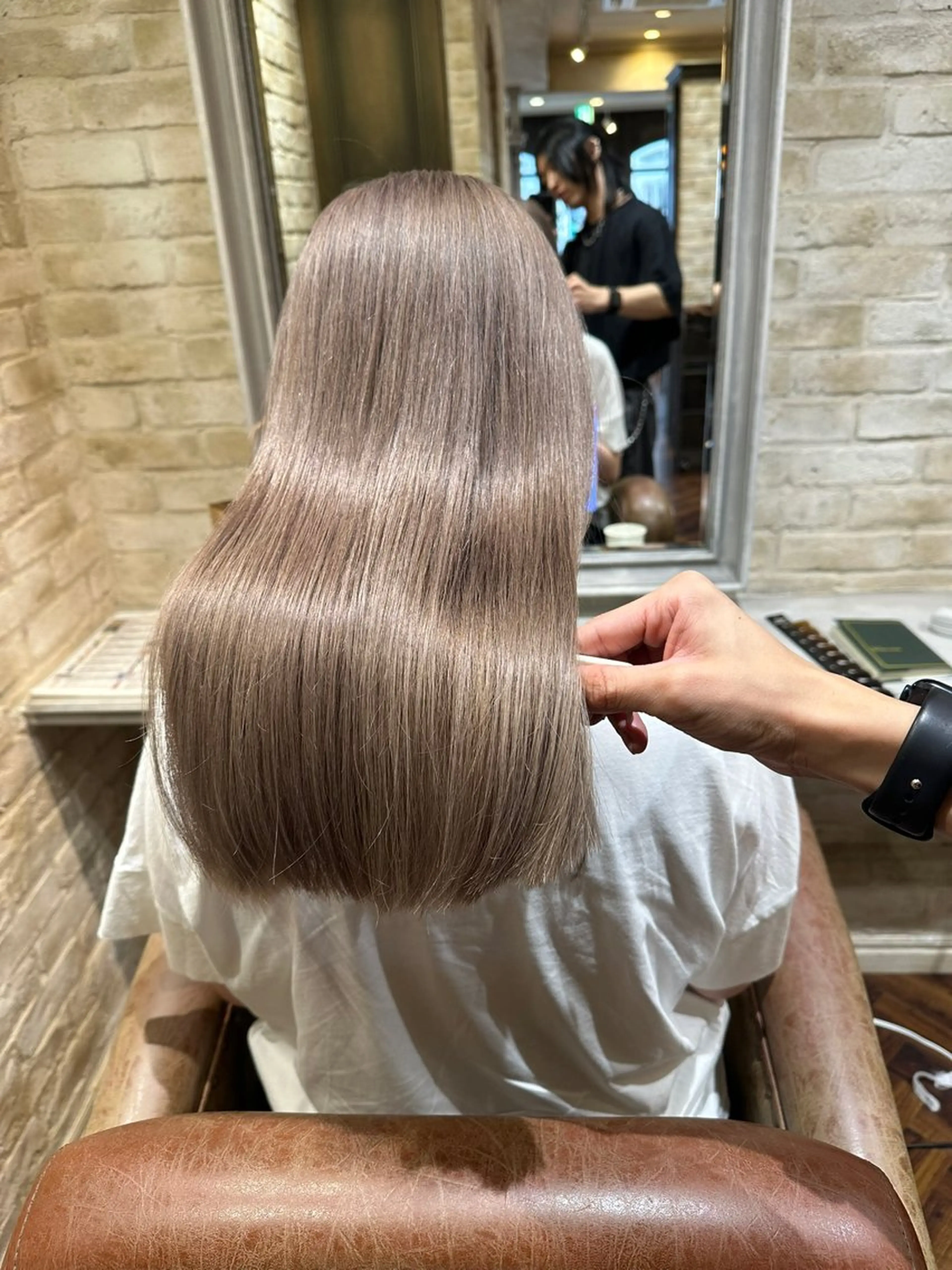 【🌈新規限定🌈】ダメージレス✖️高発色🎨ケアブリーチリタッチ＋カラー＋カット💎の写真