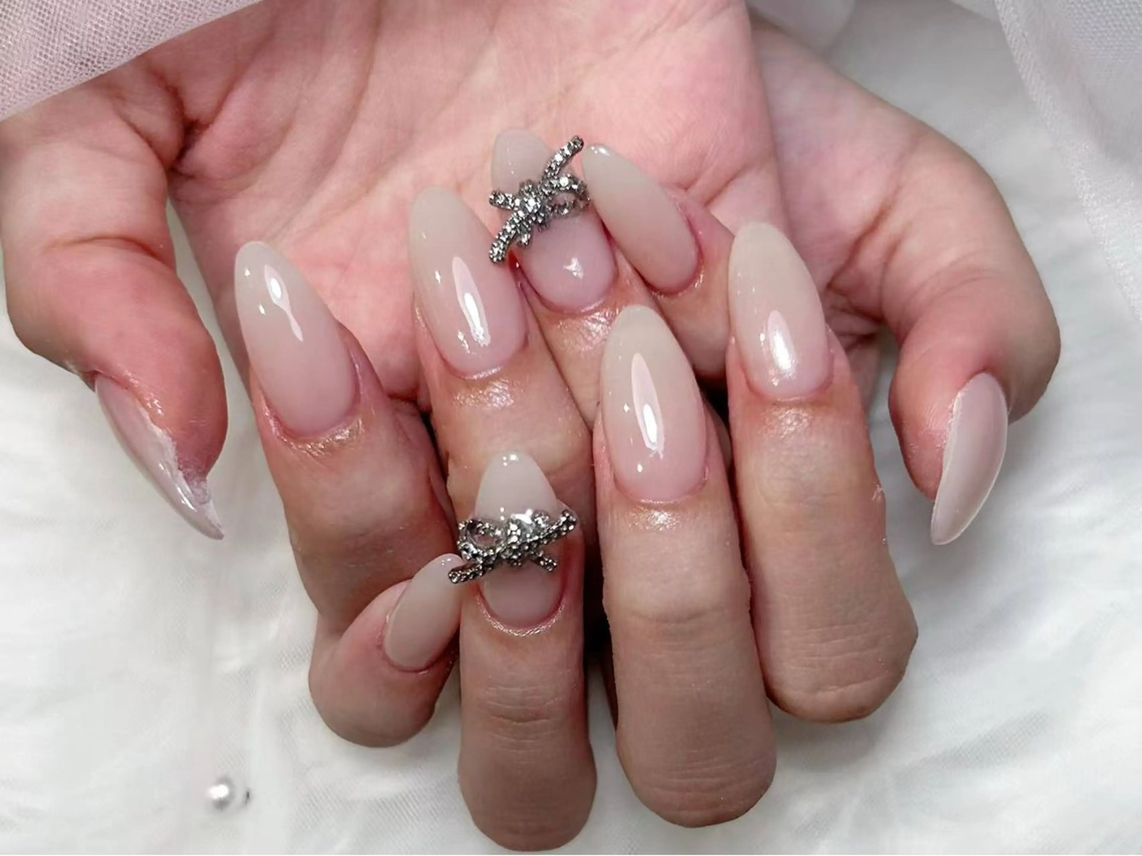 ネイル ハンドネイル 🌈 Laule'aのネイルデザイン