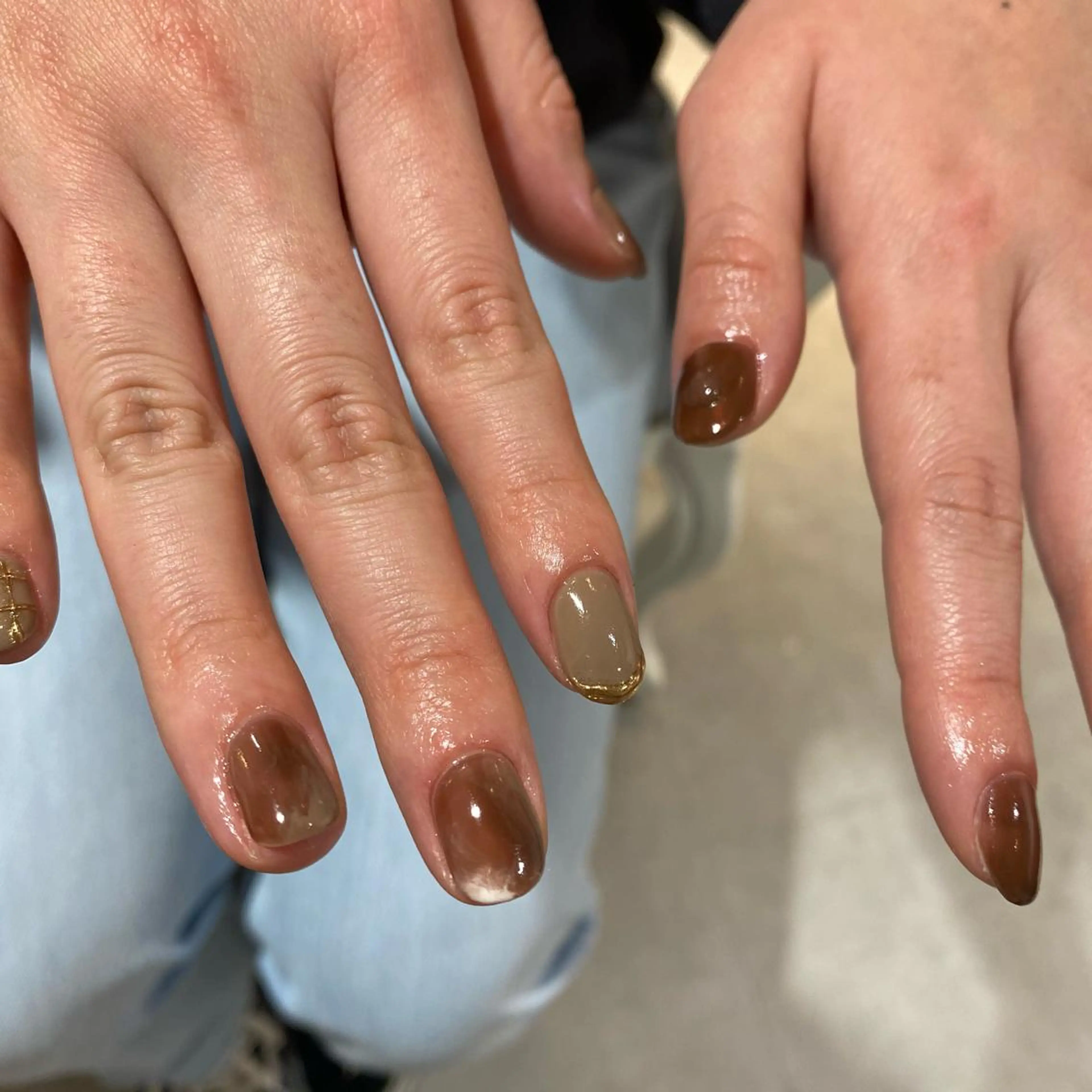 ネイル ブラウン ハンドネイル Trico Antique所属・岩本 杏のネイルデザイン