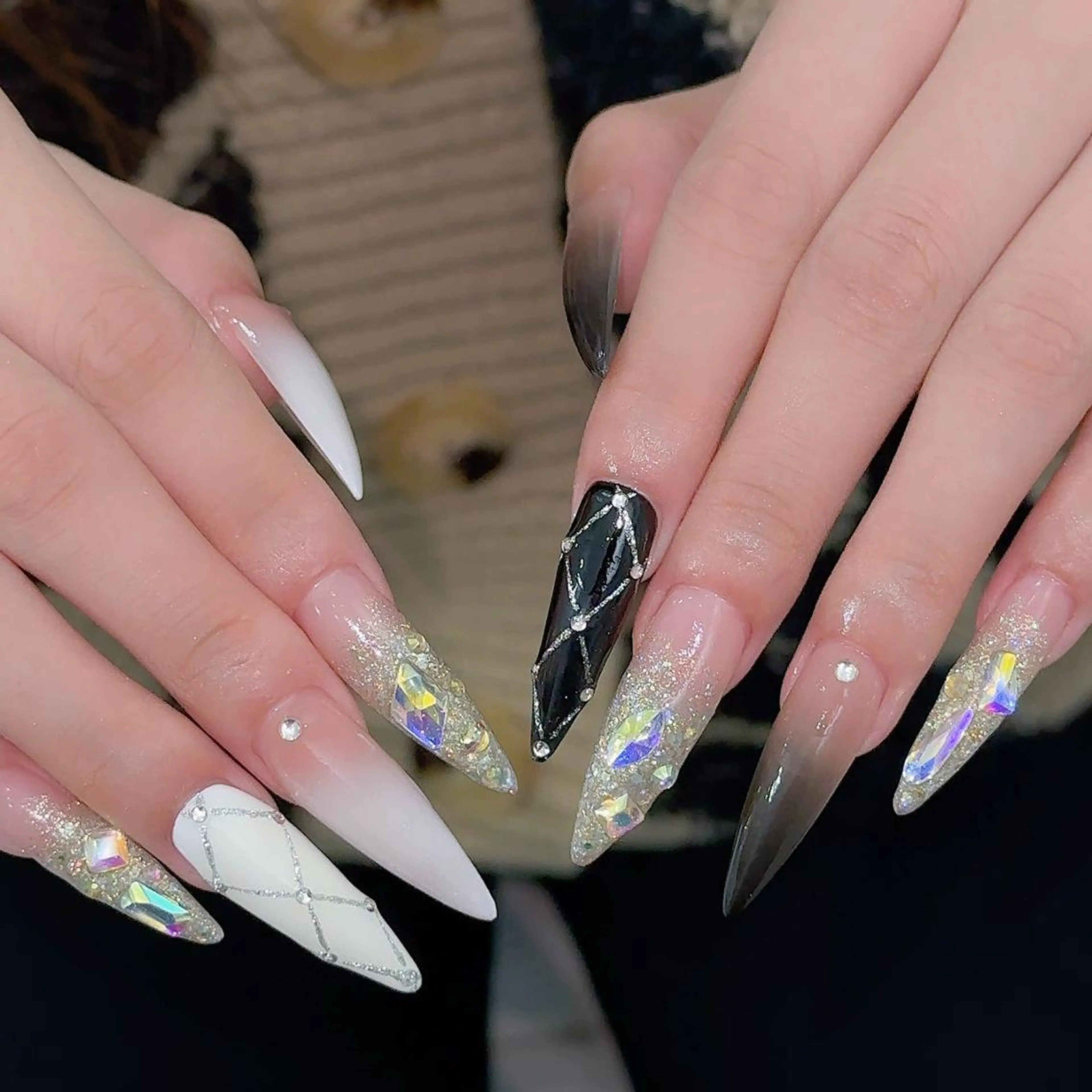 ネイル ハンドネイル Queens ゲンのネイルデザイン