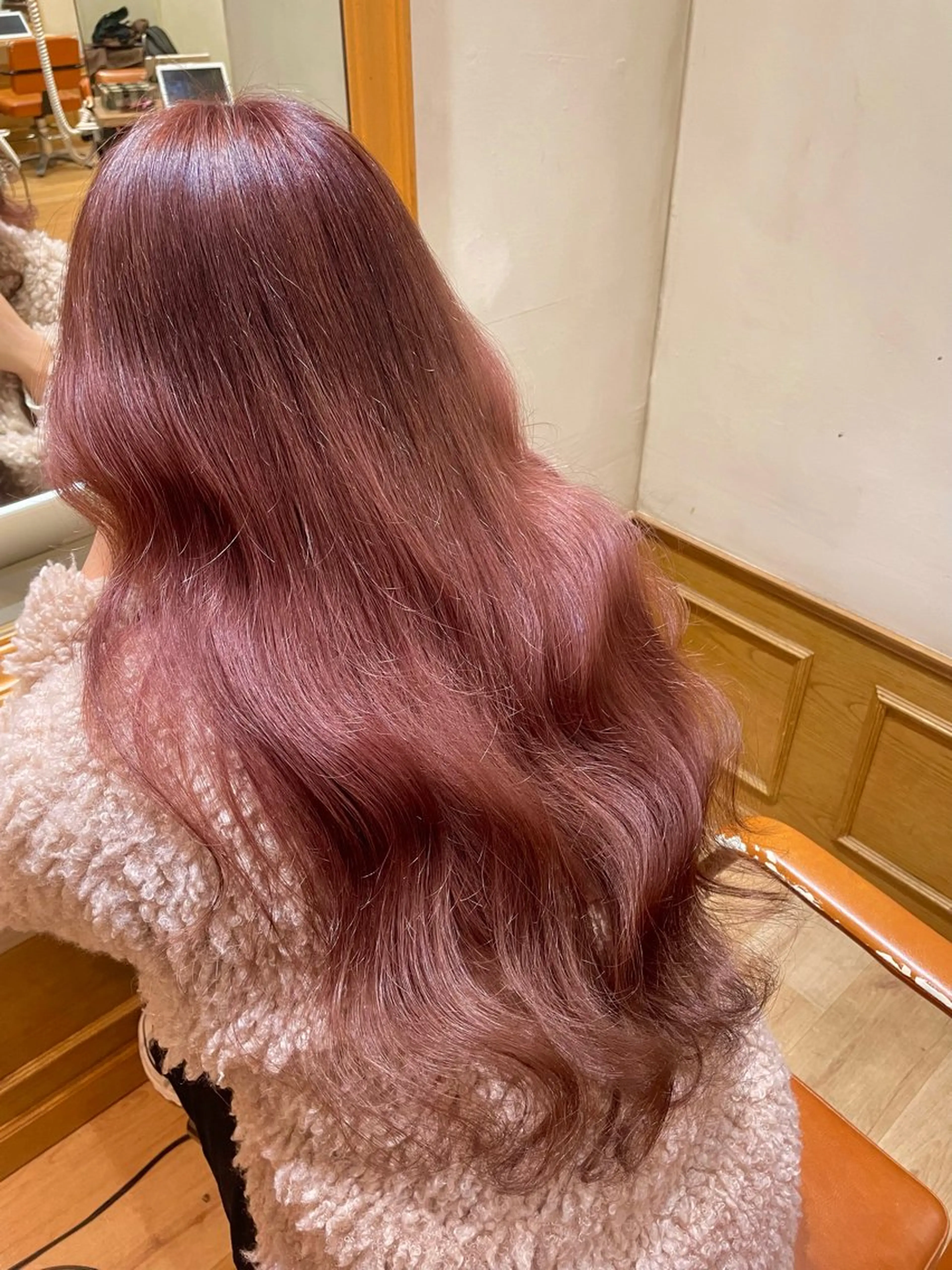 ロング ピンクブラウン Agu hair ferdi 千歳烏山店所属・⚡️カネコ マサフミ⚡️のヘアスタイル