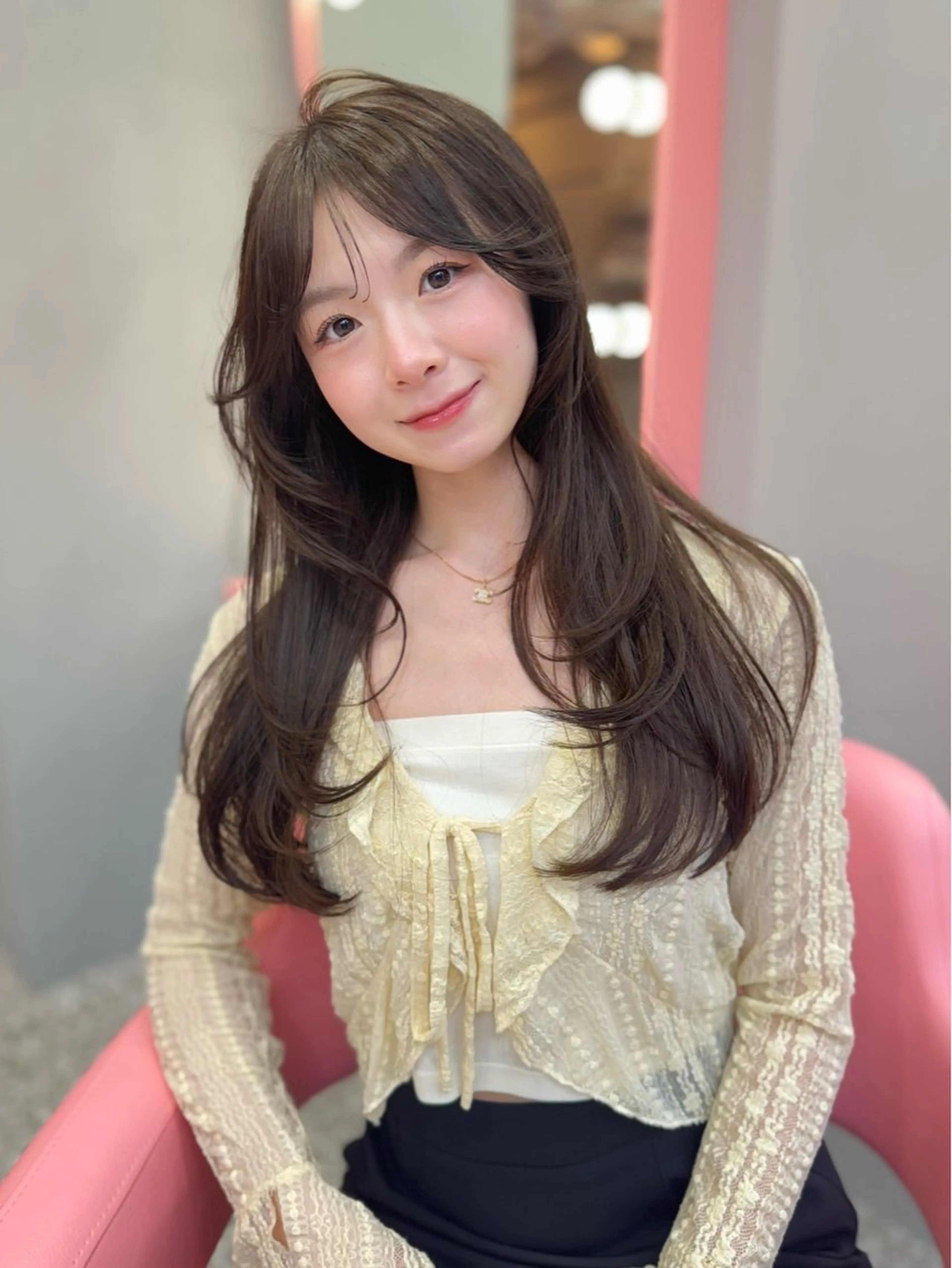 ロング 顔周りカット 韓国風ヘア レイヤーカット カット ヘアカラー トリートメント REINA𓍯/ 透明感カラー/顔周りのヘアスタイル