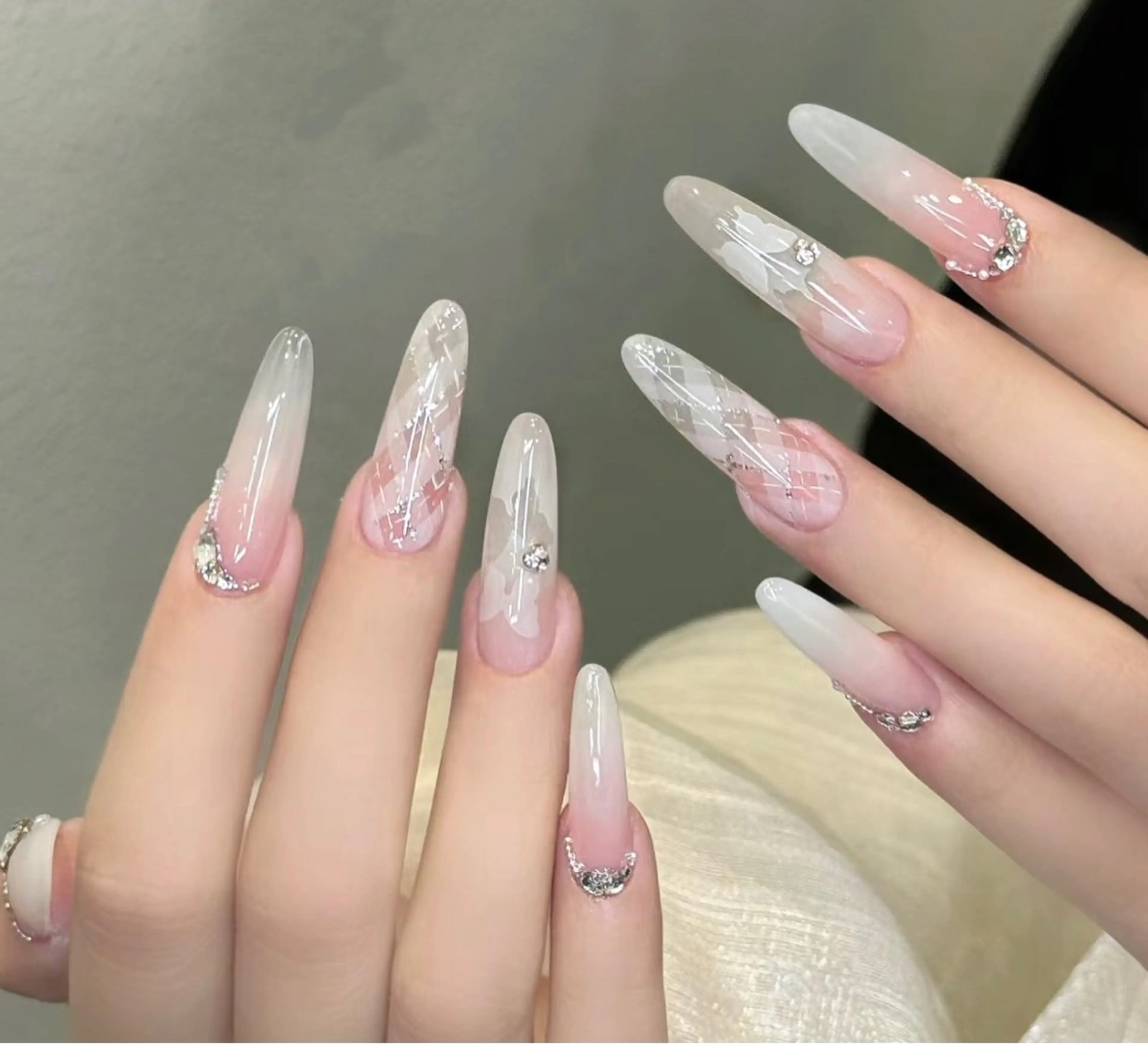 ネイル ハンドネイル D-BEAUTY Nailsalonのネイルデザイン