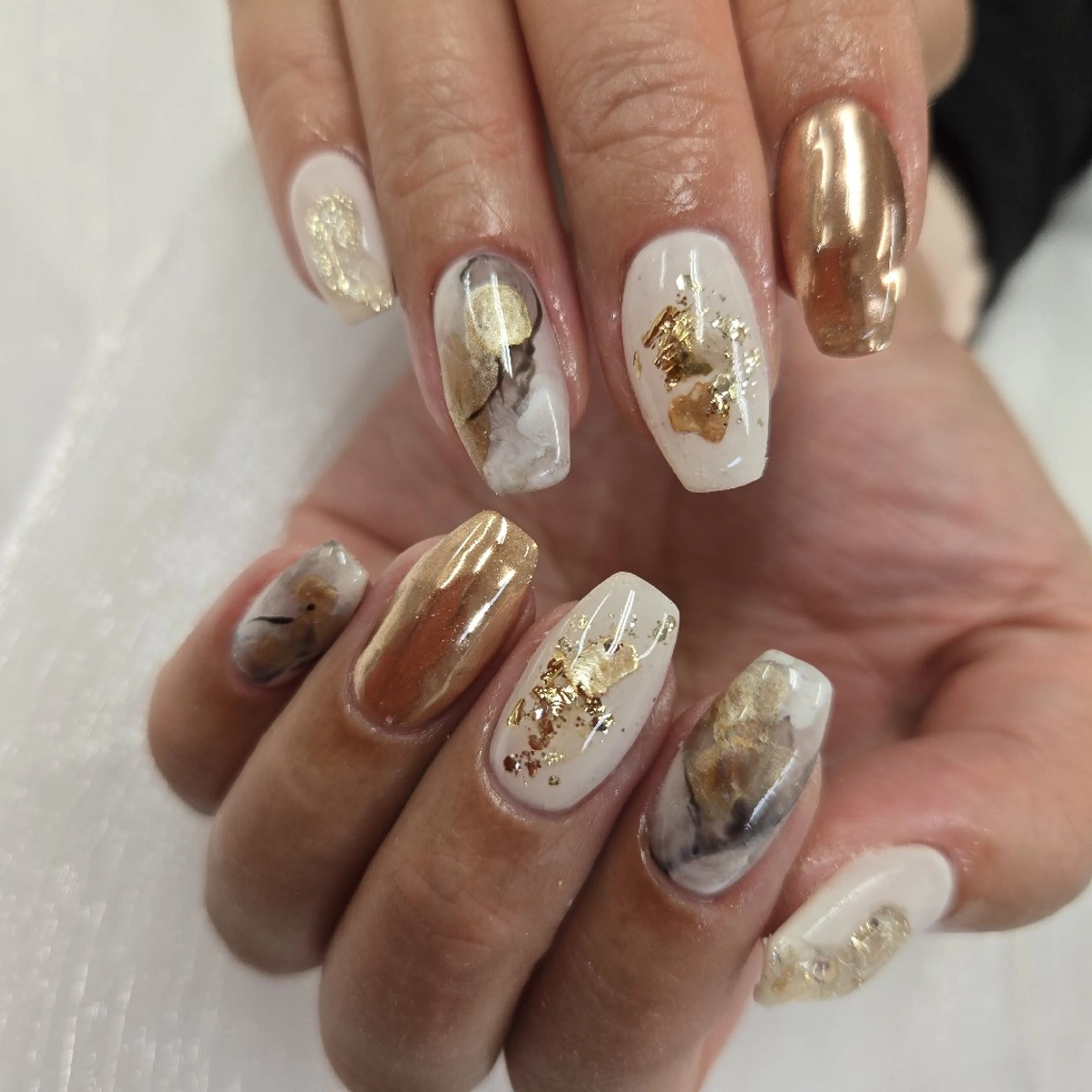 ネイル アートネイル オーロラネイル チークネイル 成人式 ジェルネイル ハンドネイル 河野ちえ (雑誌掲載サロン)のネイルデザイン