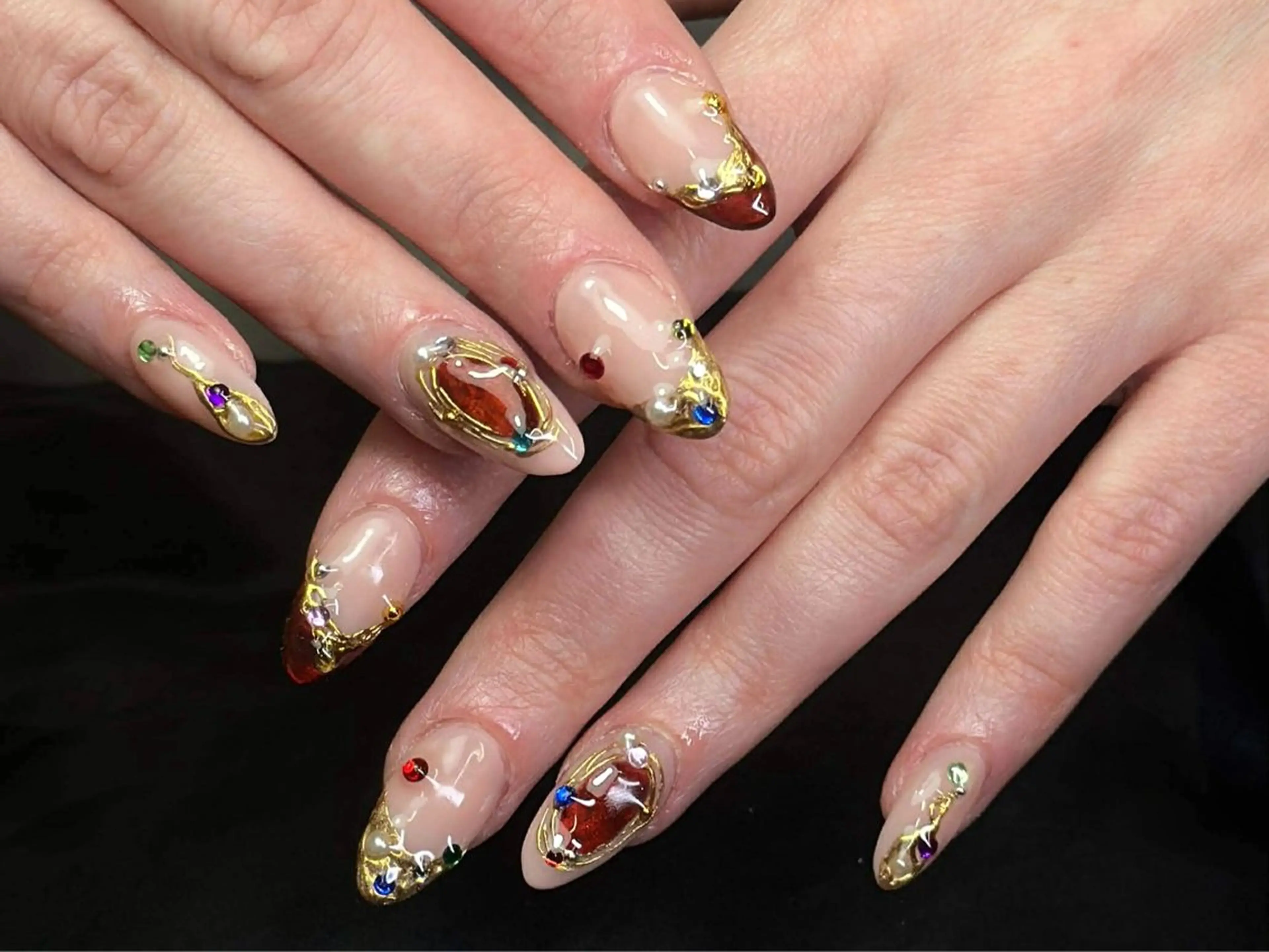 ネイル Iconic所属・Iconic Nailのネイルデザイン