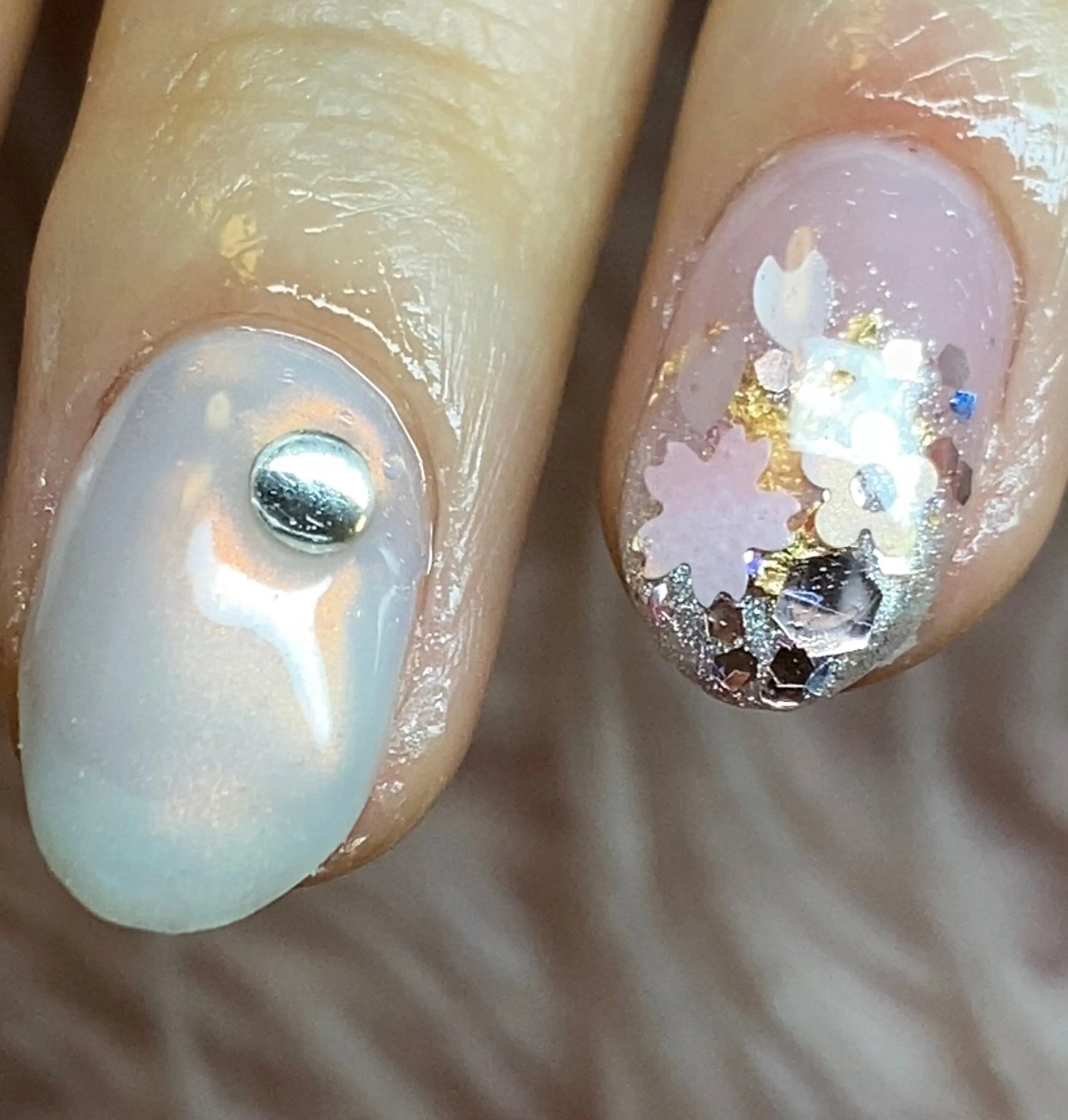 ネイル ミラーネイル 春ネイル HandSnail自宅サロン所属・HandSnail 座間自宅ネイルサロンのネイルデザイン