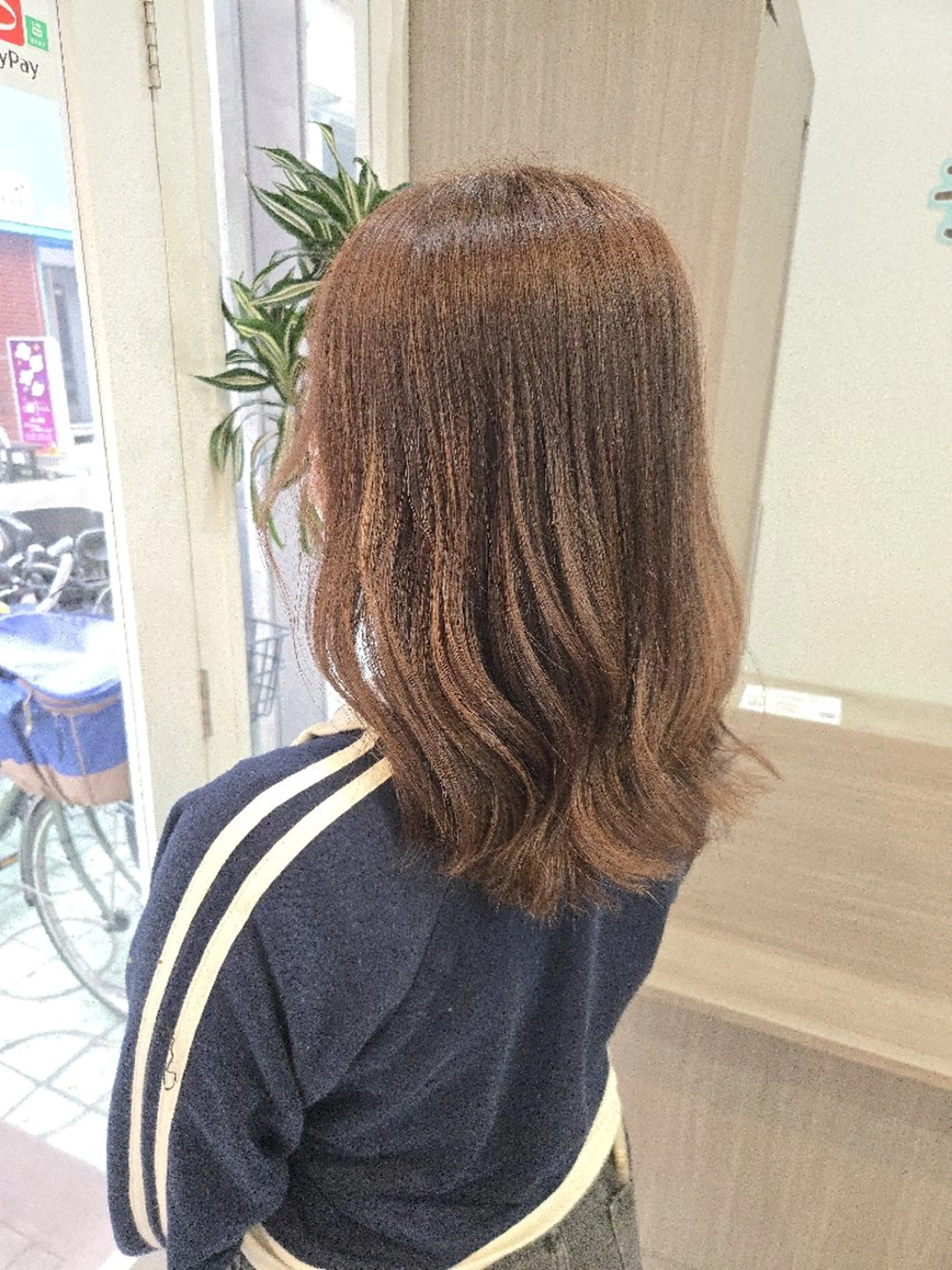 セミロング カット ヘアカラー 暖色🍎透明感カラー 🩵小林かりんのヘアスタイル