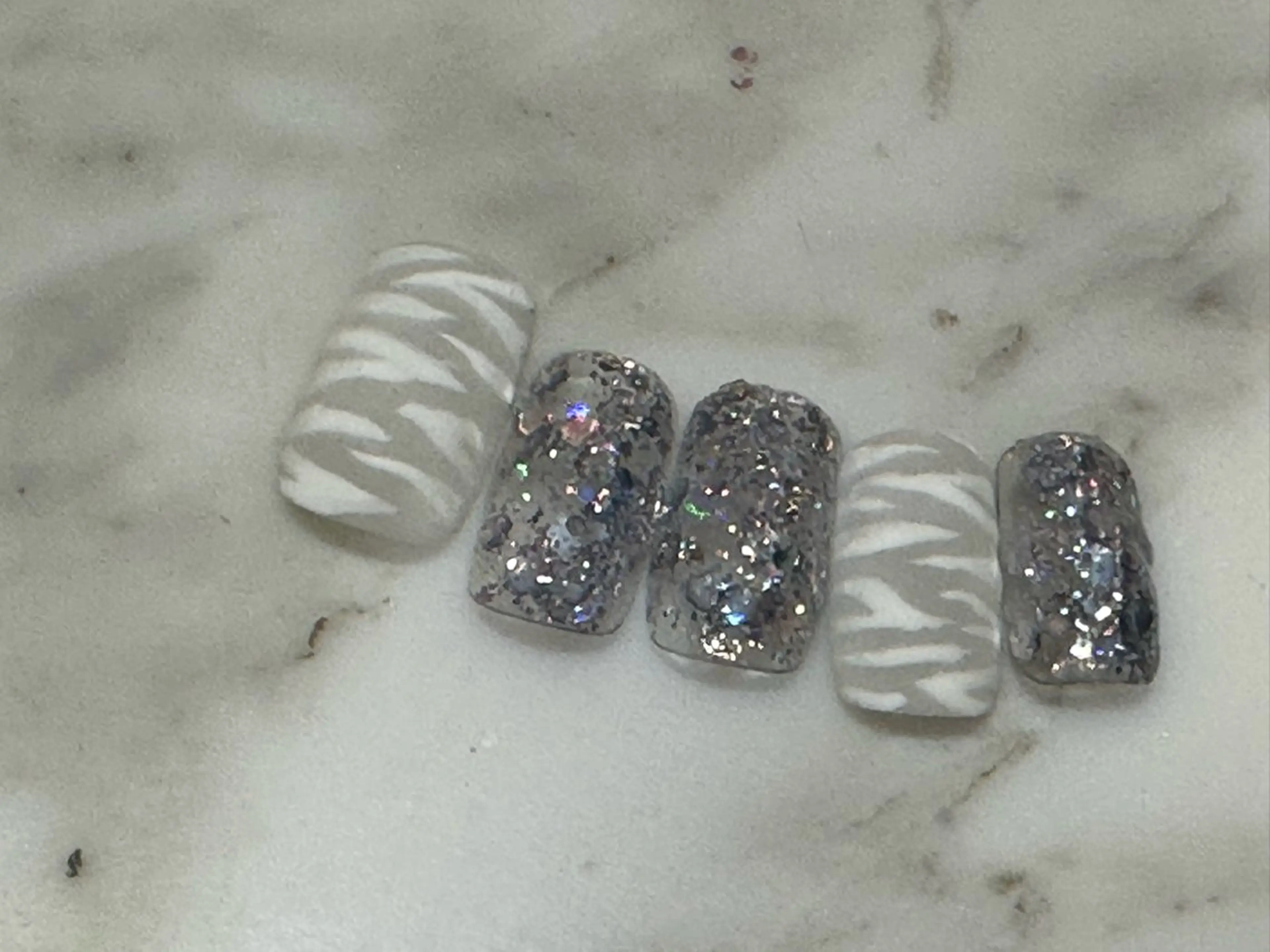 ネイル ネイルサロンエレノア所属・田端 笑理菜のネイルデザイン