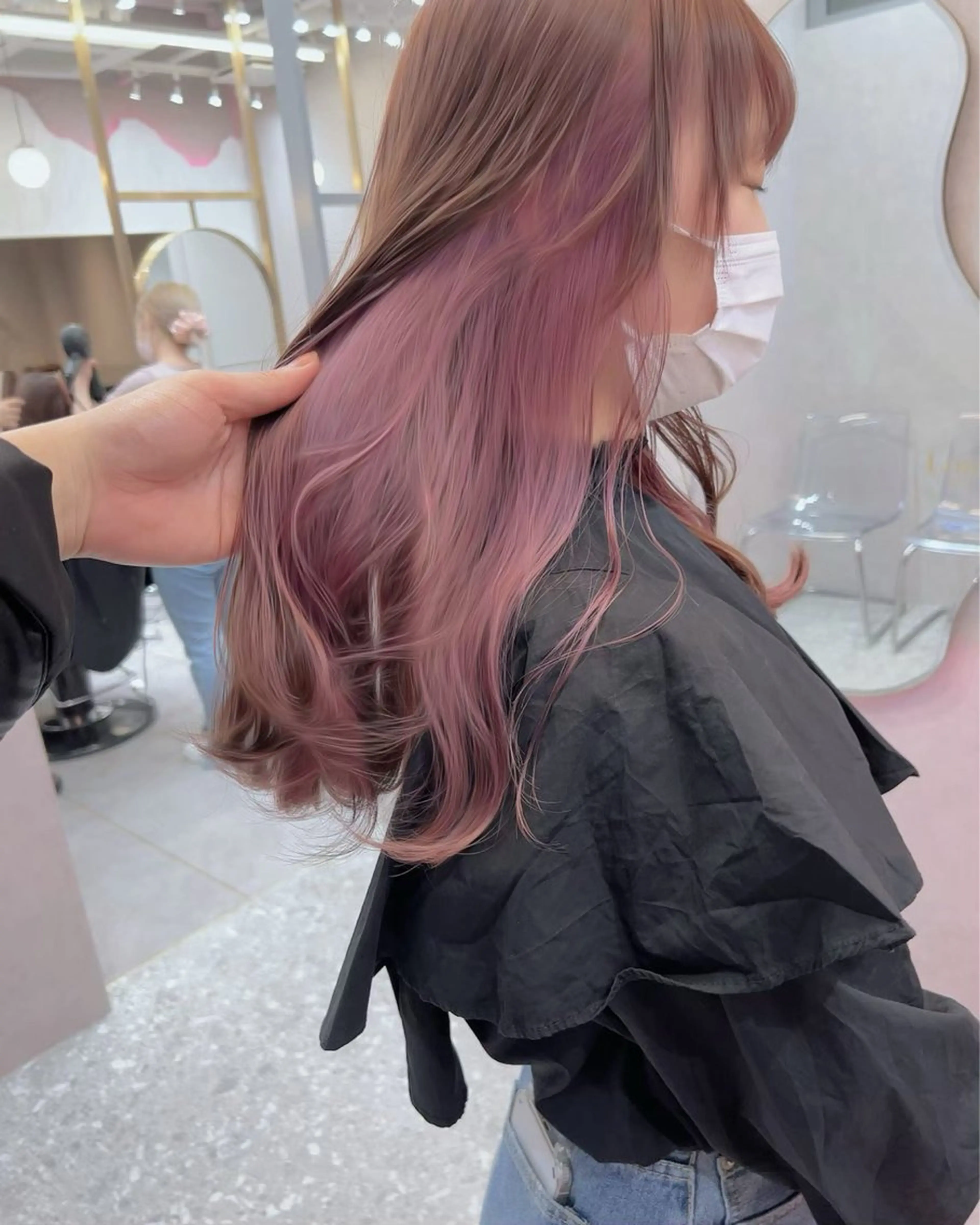 ロング カラー Lond Le'a /ハイトーンカラーのヘアスタイル