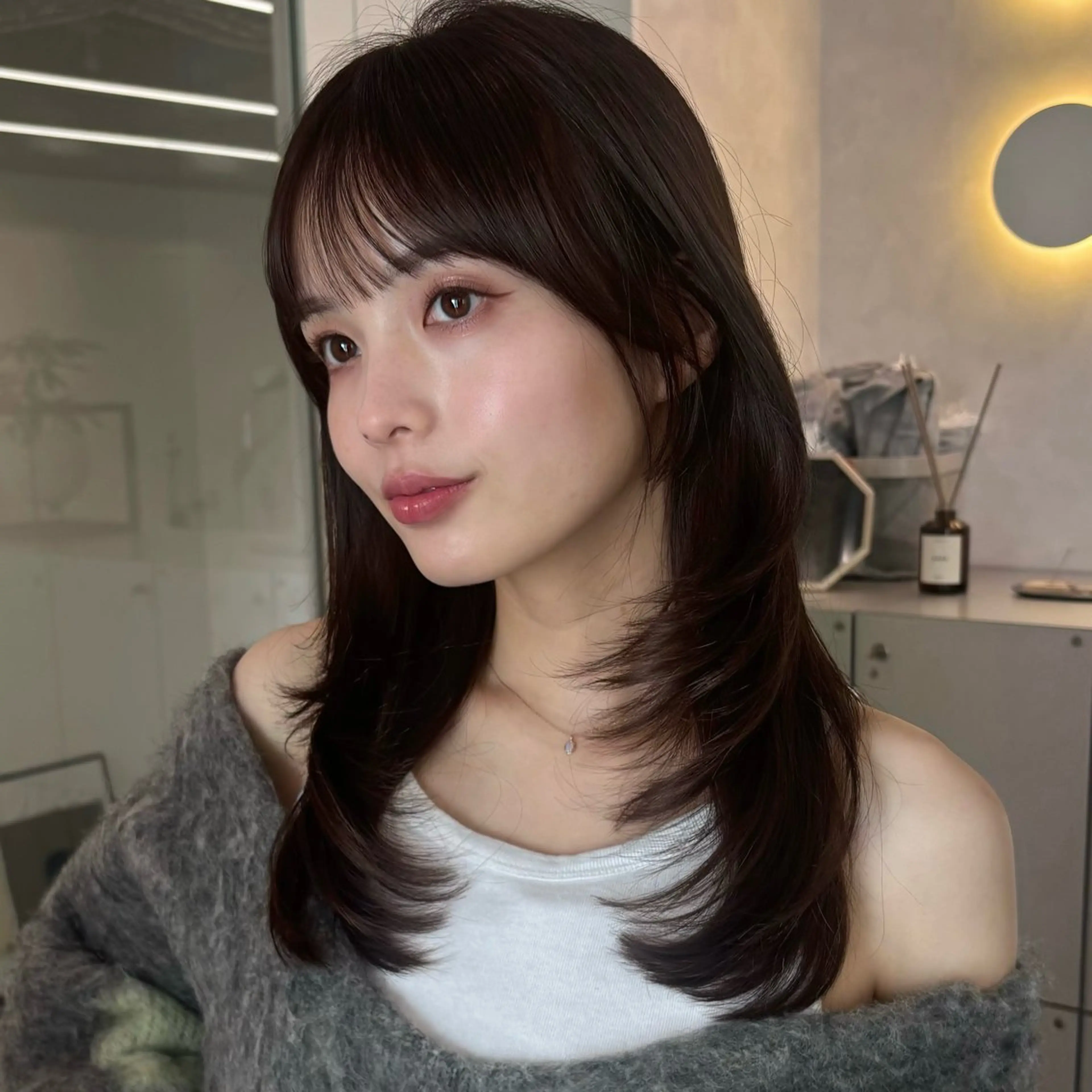 ミディアム カット ヘアカラー トリートメント 透明感カラー/ レイヤー🪽千優のヘアスタイル