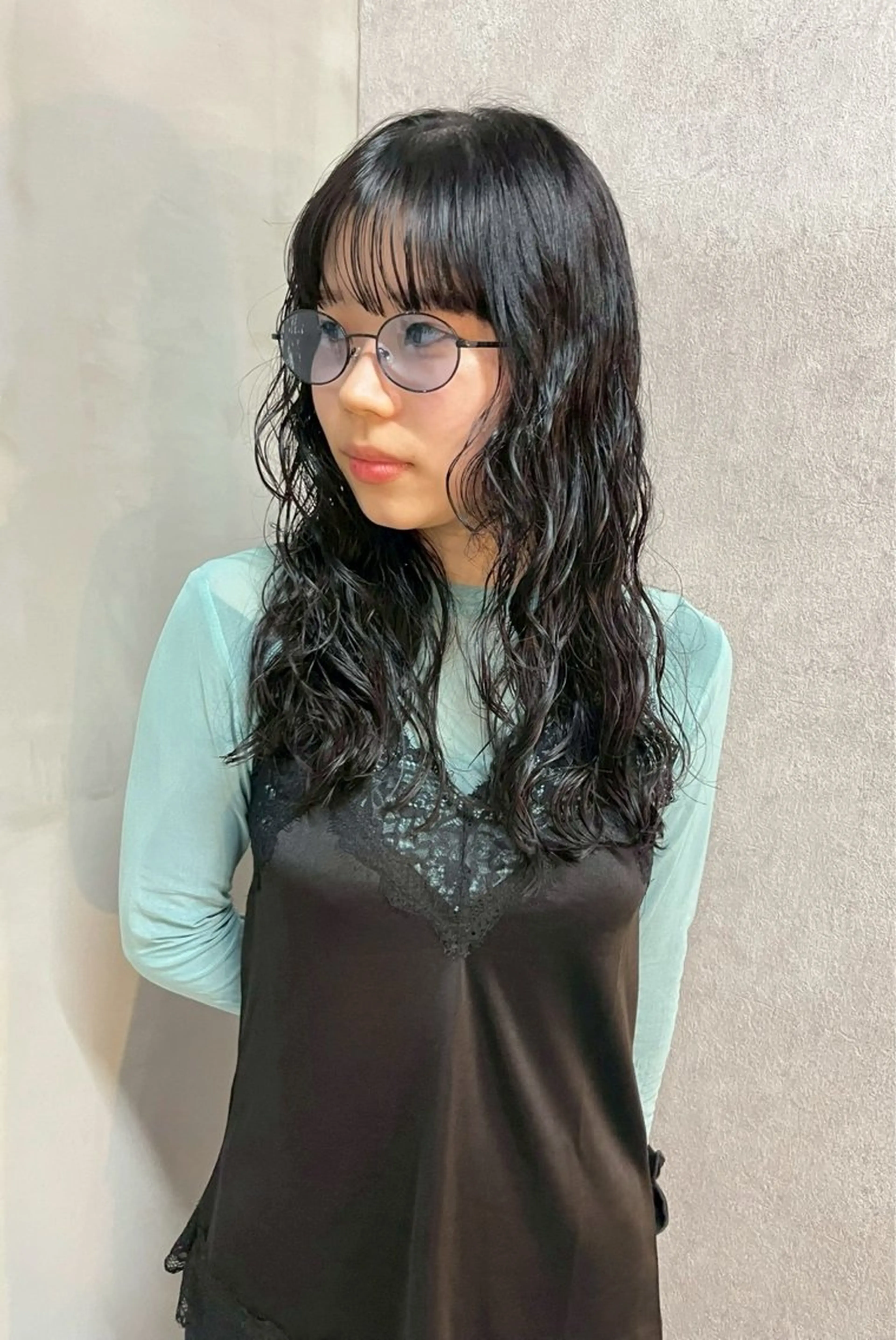 ロング カット パーマ qpula クプラのヘアスタイル