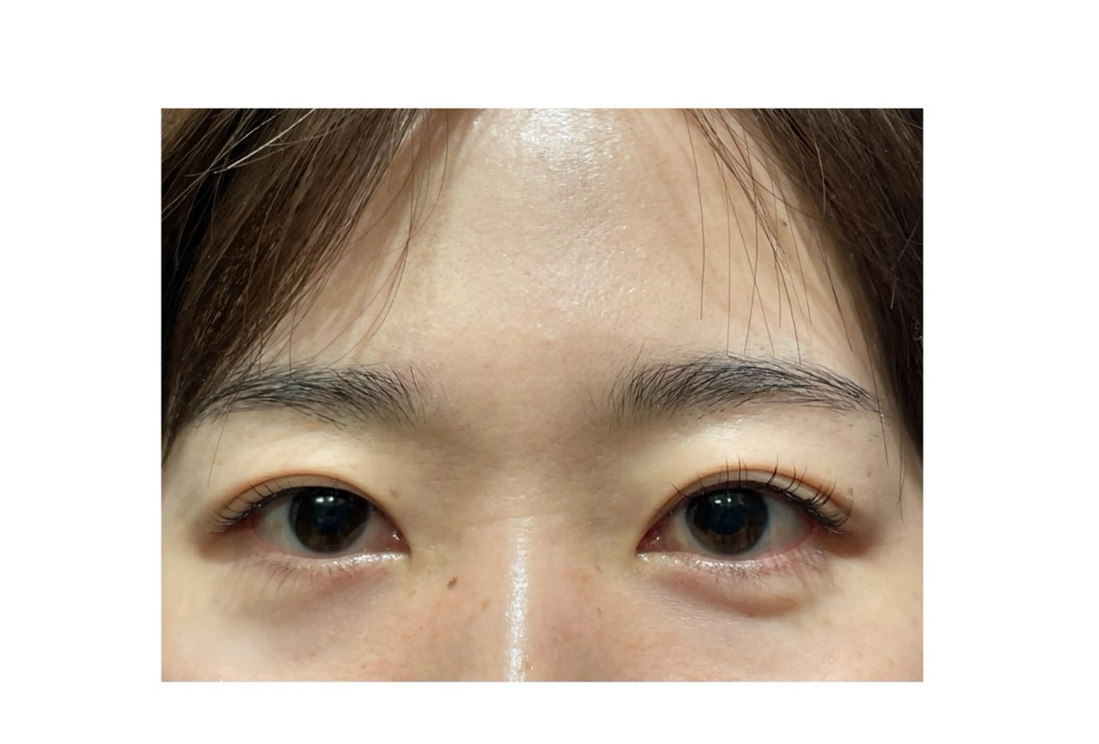 マツエク・マツパ cure所属・井上 真里奈のヘアスタイル