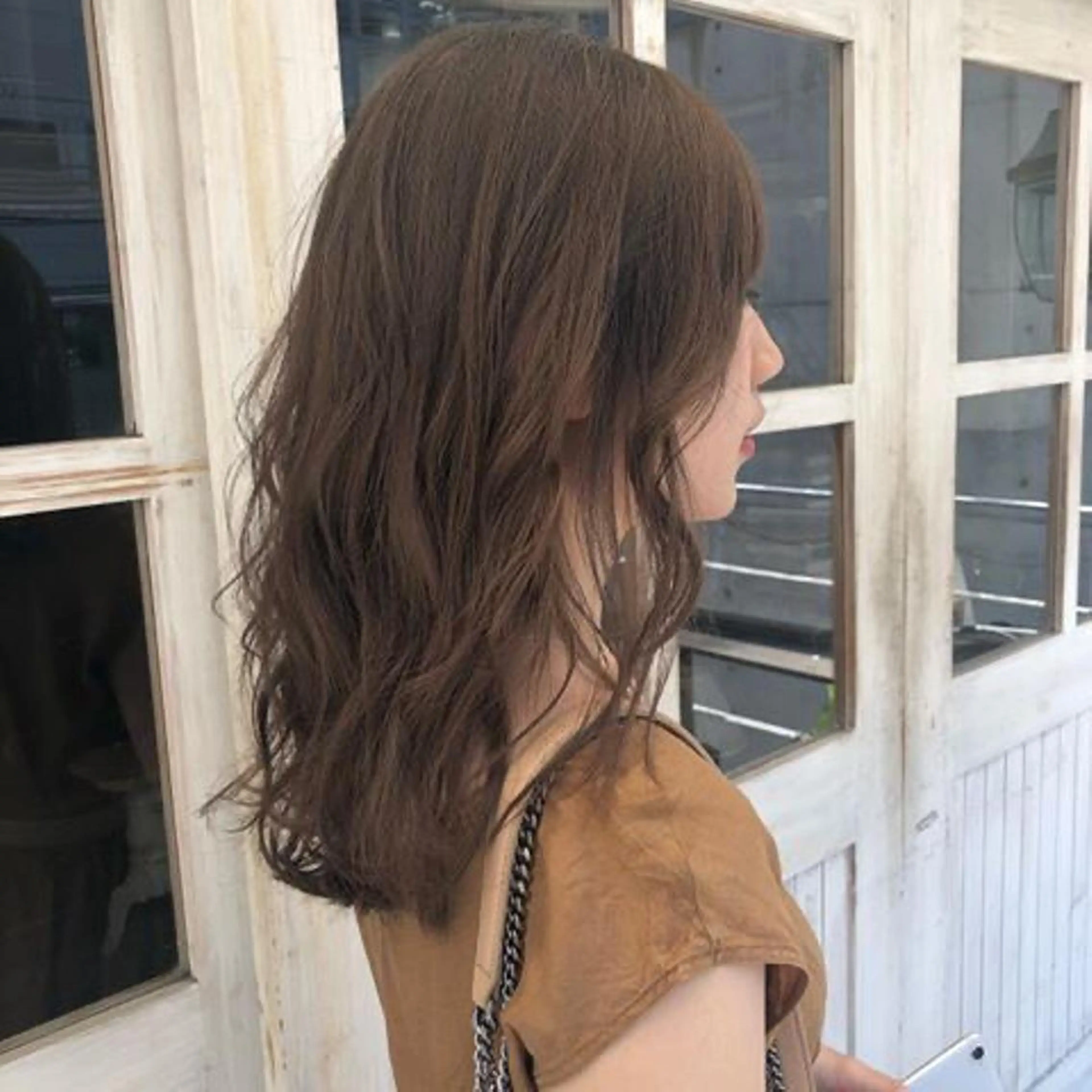 セミロング カラー clomus所属・YUKA艶髪 🌸寛ぎ部屋のヘアスタイル