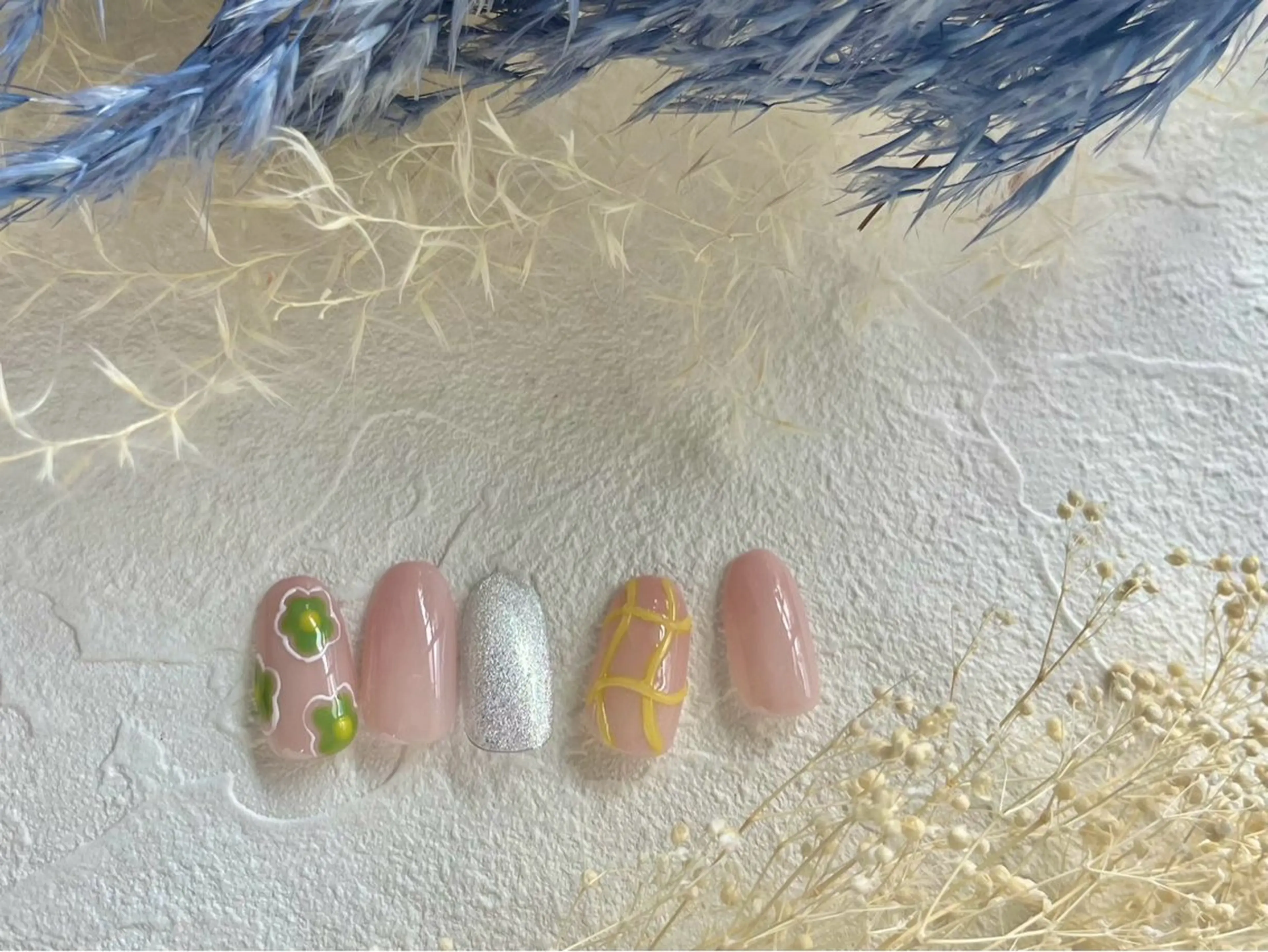 ネイル オーロラネイル フットネイル フレンチネイル ジェルネイル 韓国ネイル ハンドネイル kiki nail たまプラーザのネイルデザイン