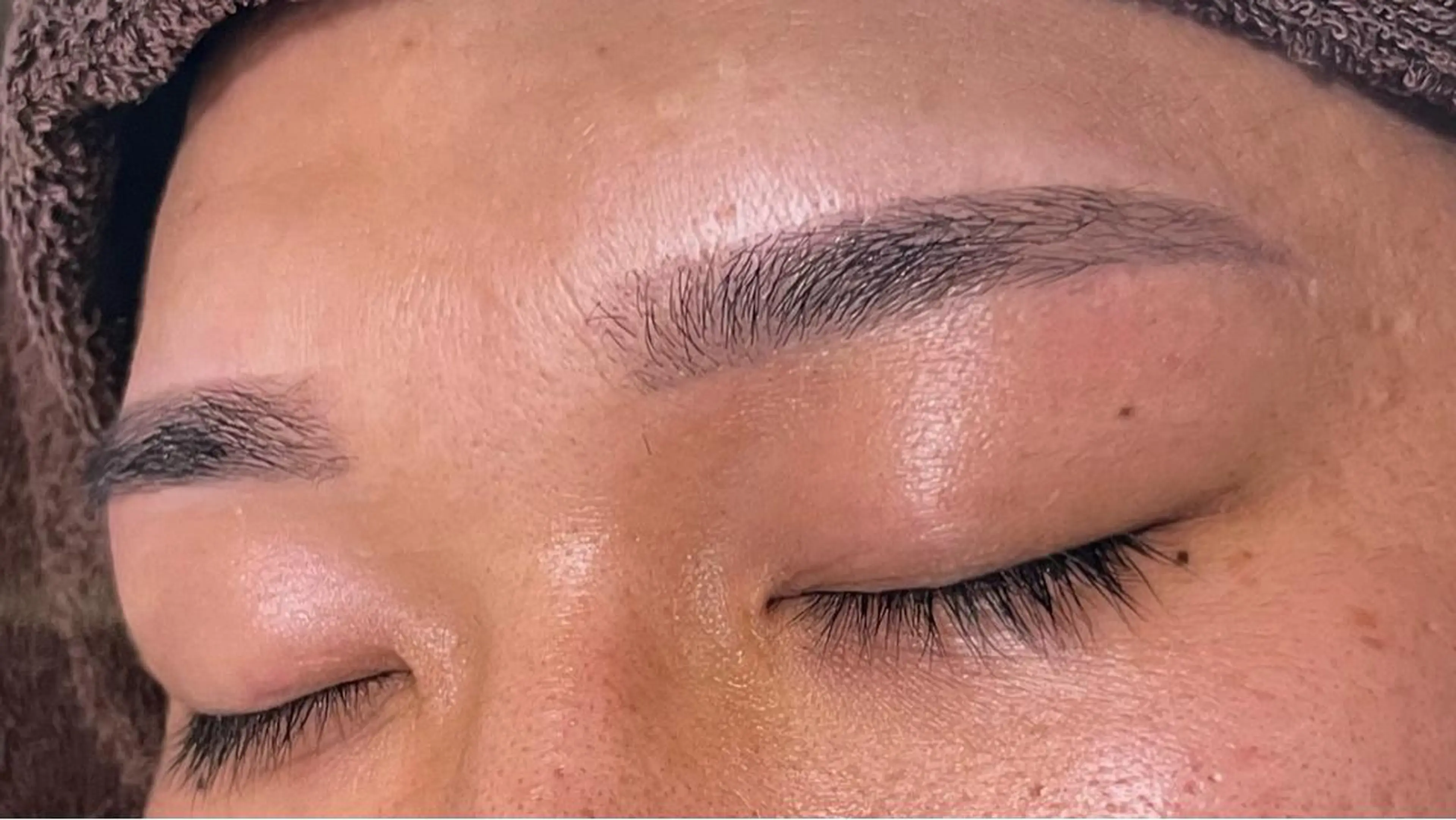 メンズ アイブロウ cil shenon所属・池田 莉子のマツエク・マツパデザイン