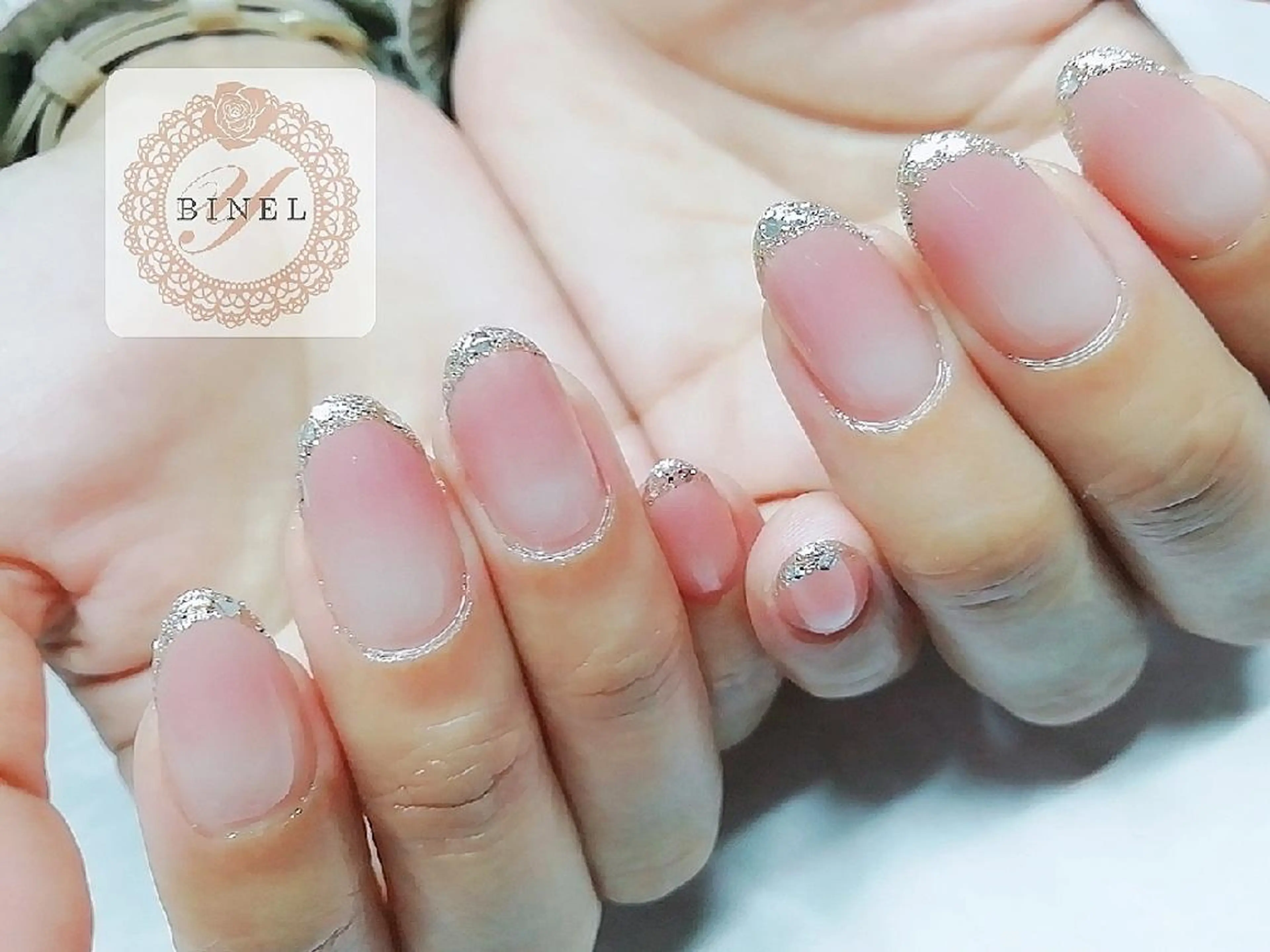 ネイル フレンチネイル グラデーション ラメ(グリッター) 春ネイル ハンドネイル Nail Salon Y.BINELのネイルデザイン