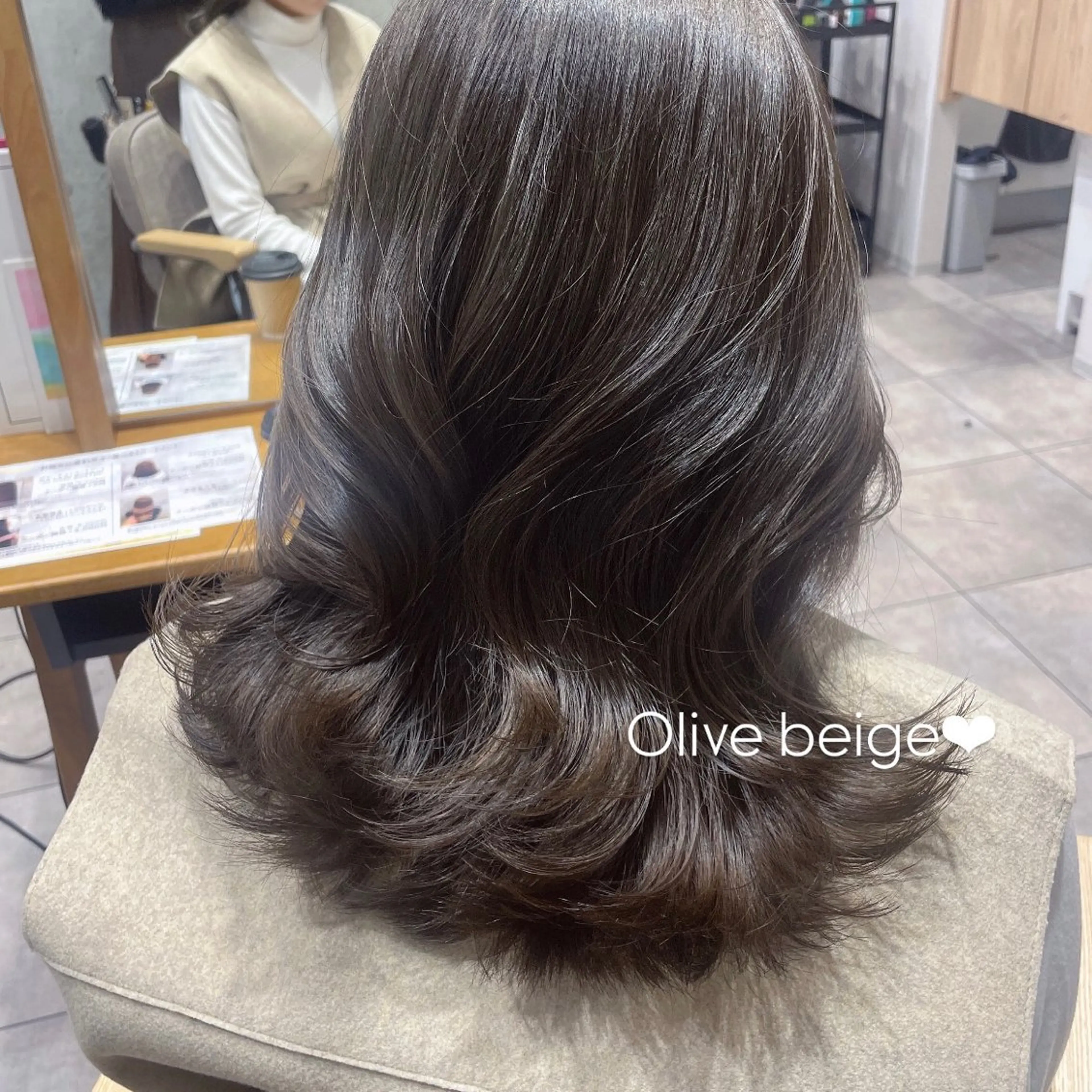 セミロング 顔周り/レイヤー🎀 natsumiのヘアスタイル