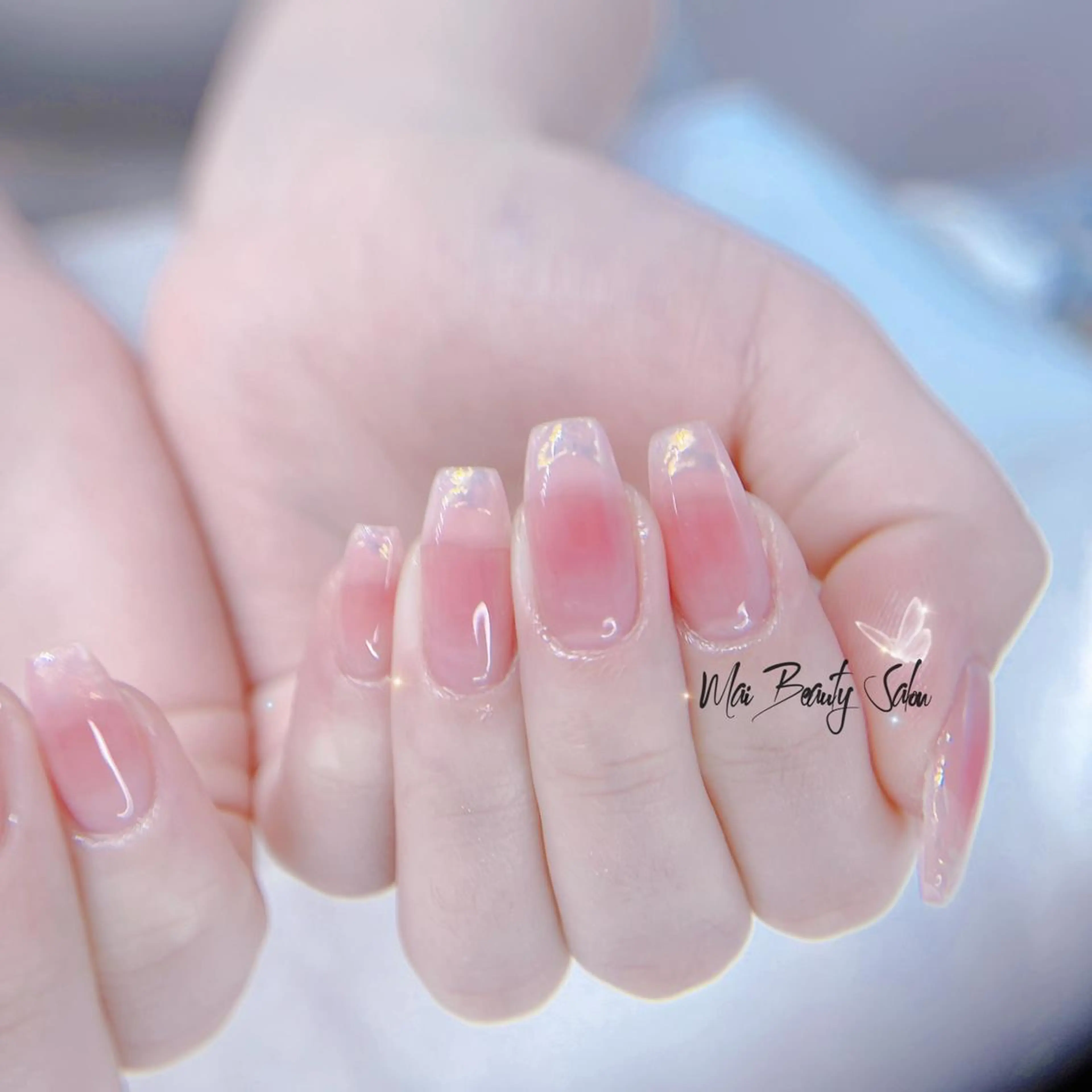 ネイル オーロラネイル 長さ出し フラッシュネイル フレンチネイル ジェルネイル MaiBeauty To Toのネイルデザイン