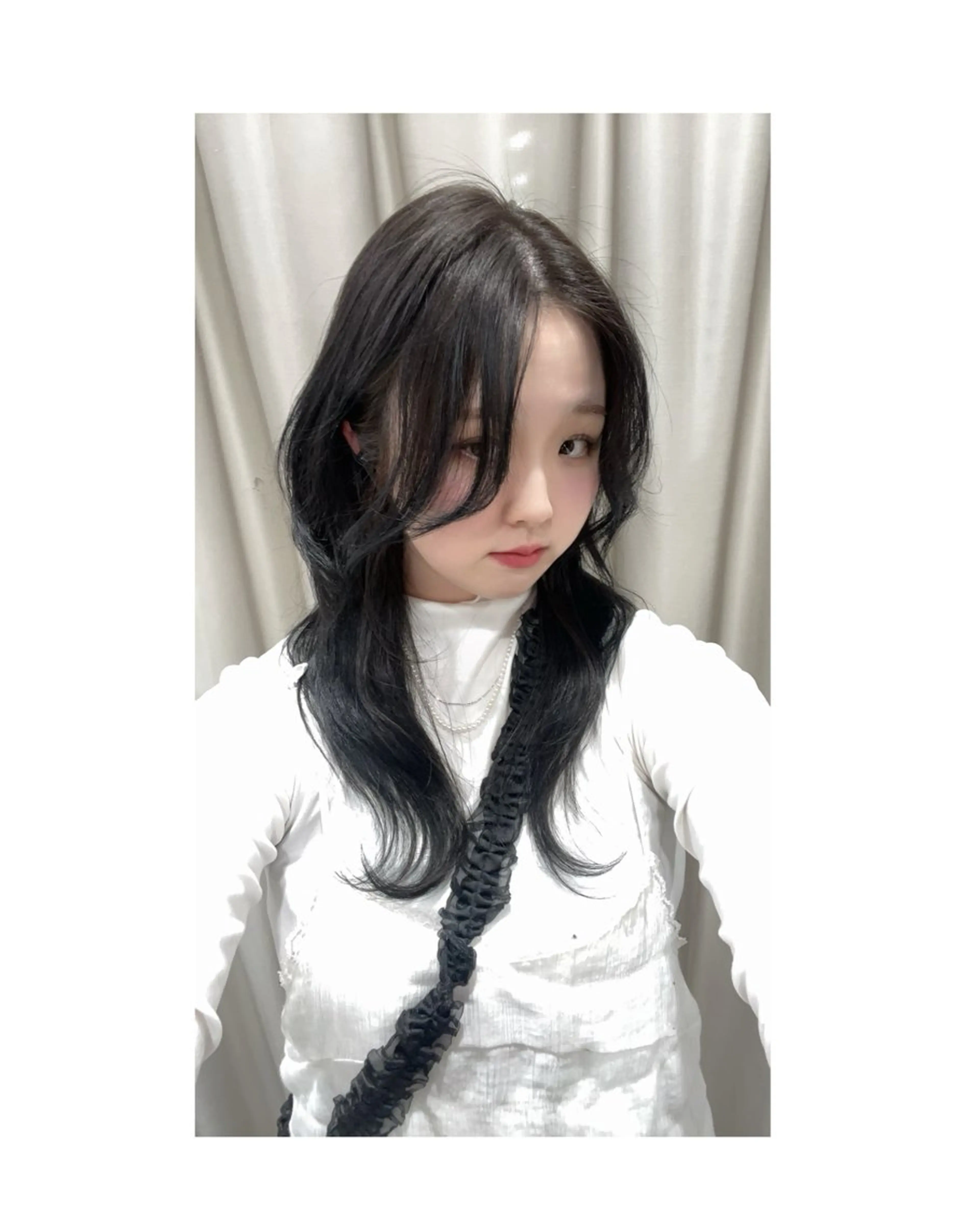 セミロング カラー グレージュ ヘアカラー 佐藤 由依/透明感カラーのヘアスタイル