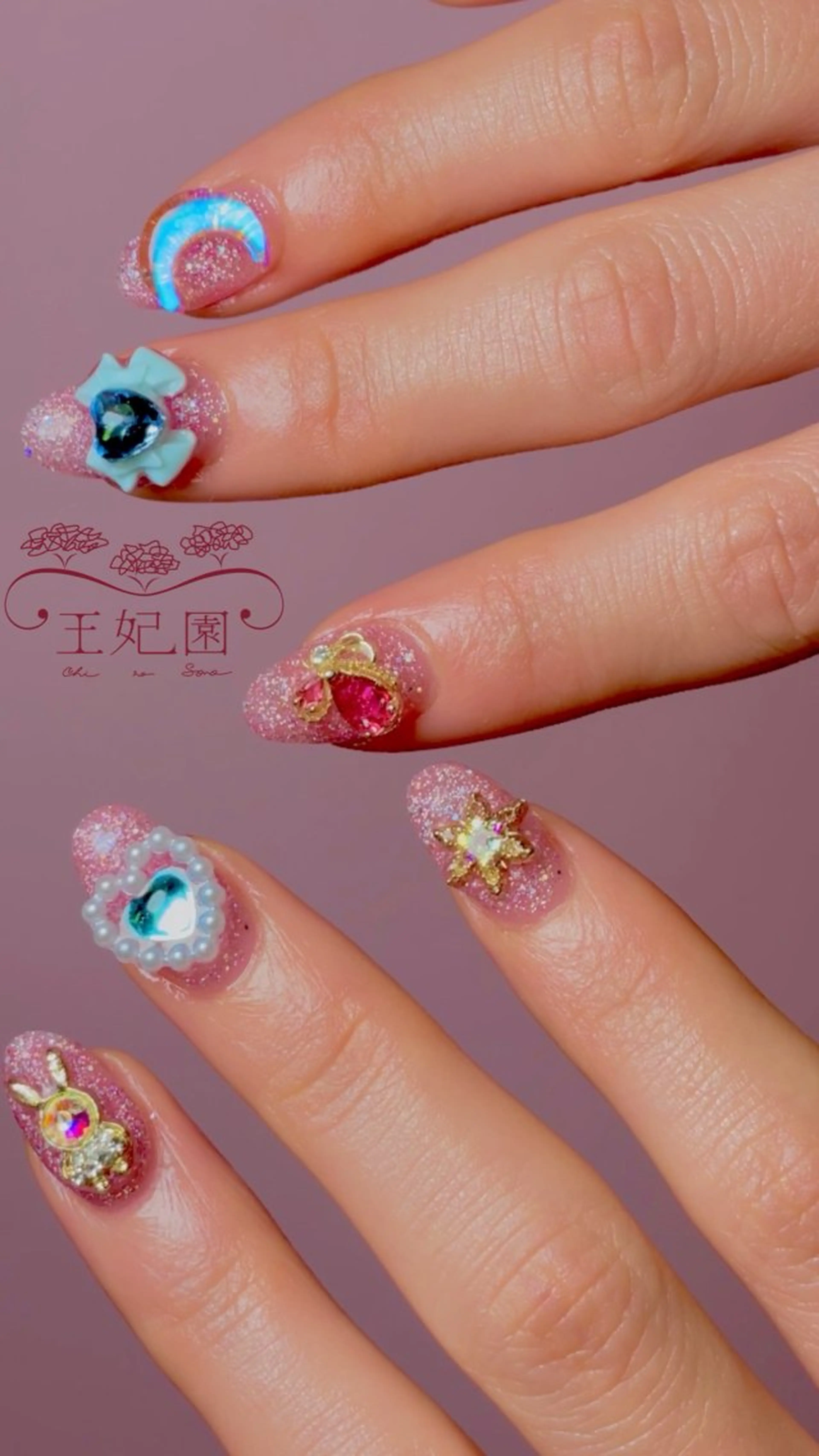 ネイル アートネイル 韓国ネイル ラメ(グリッター) オフィスネイル nail salon王妃の園所属・王妃の園 ohinosonoのネイルデザイン