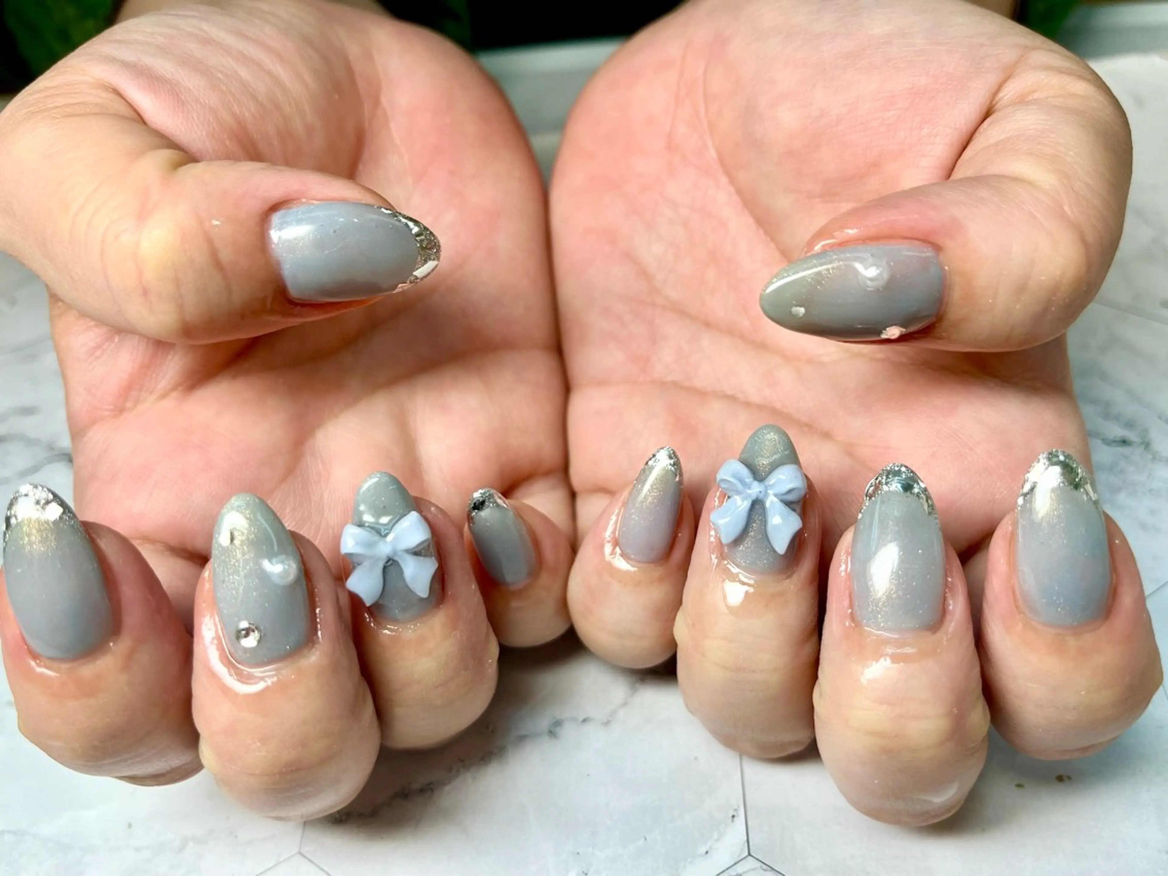 ネイル Queennail 北堀江megumiのネイルデザイン