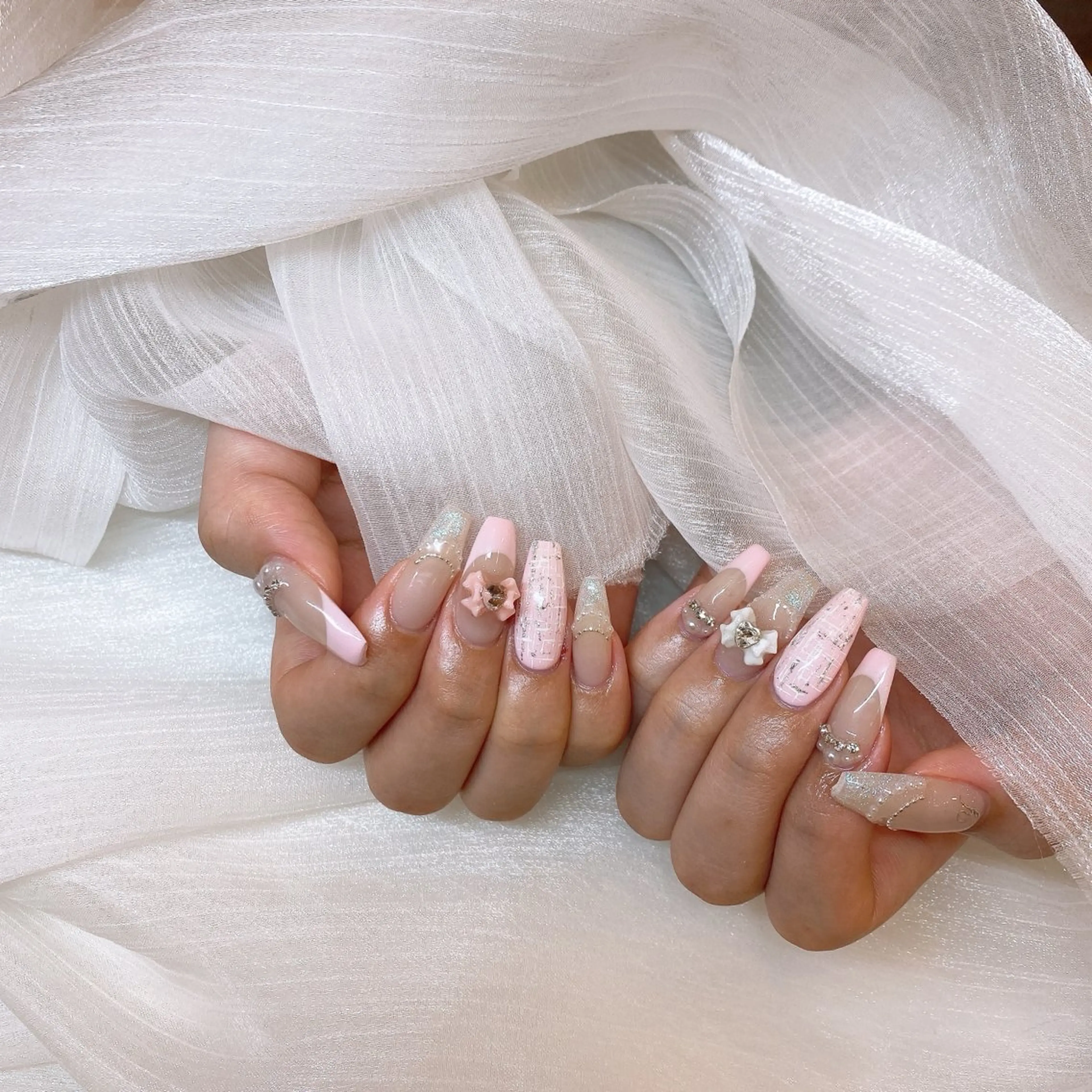 ネイル ハンドネイル ハンドケア COCO ネイルのネイルデザイン