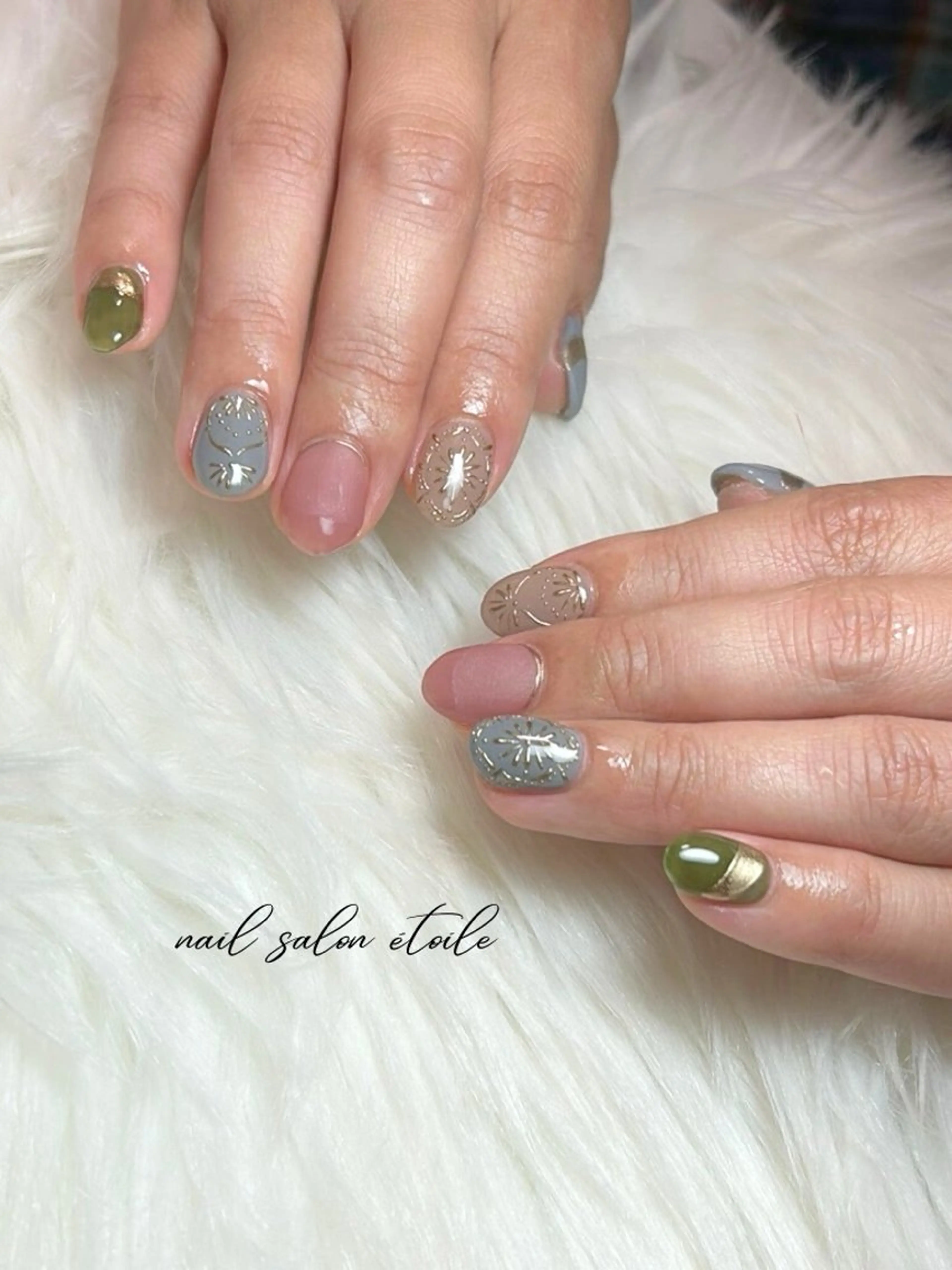 ネイル アートネイル ブルー グリーン マットネイル ミラーネイル ハンドネイル nail salon étoileのネイルデザイン