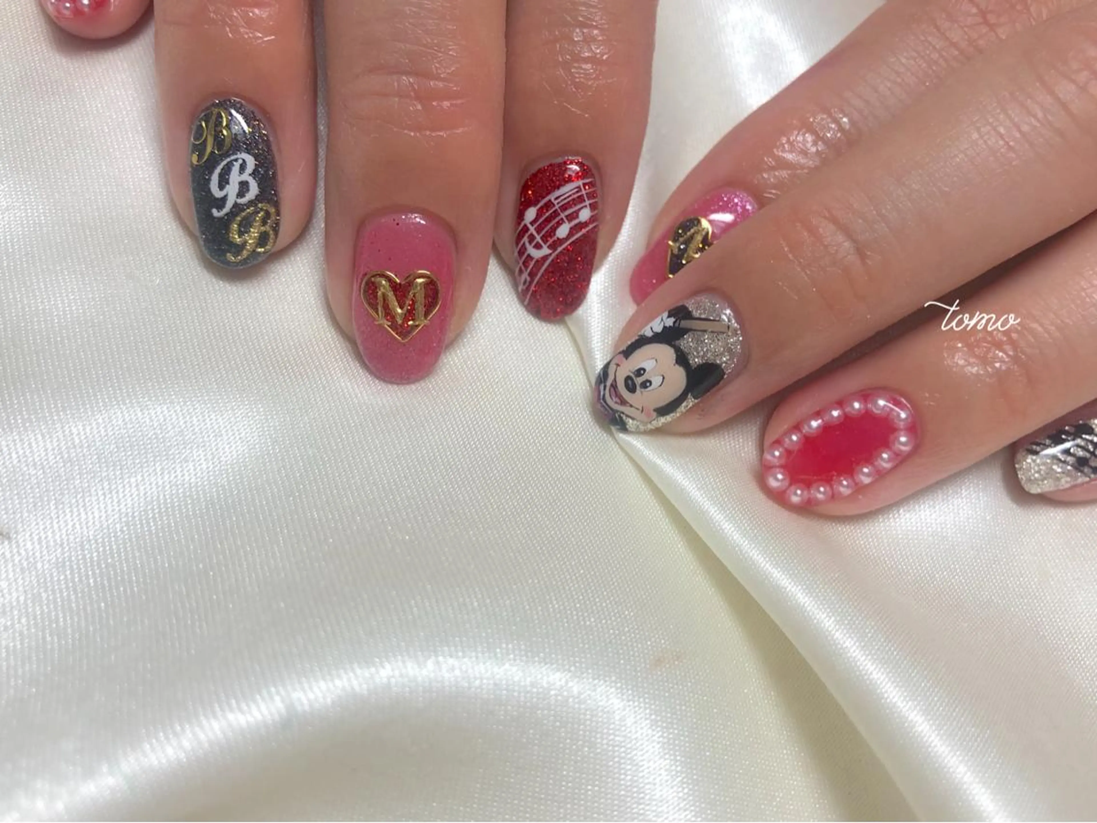 ネイル nailist TOMOのネイルデザイン