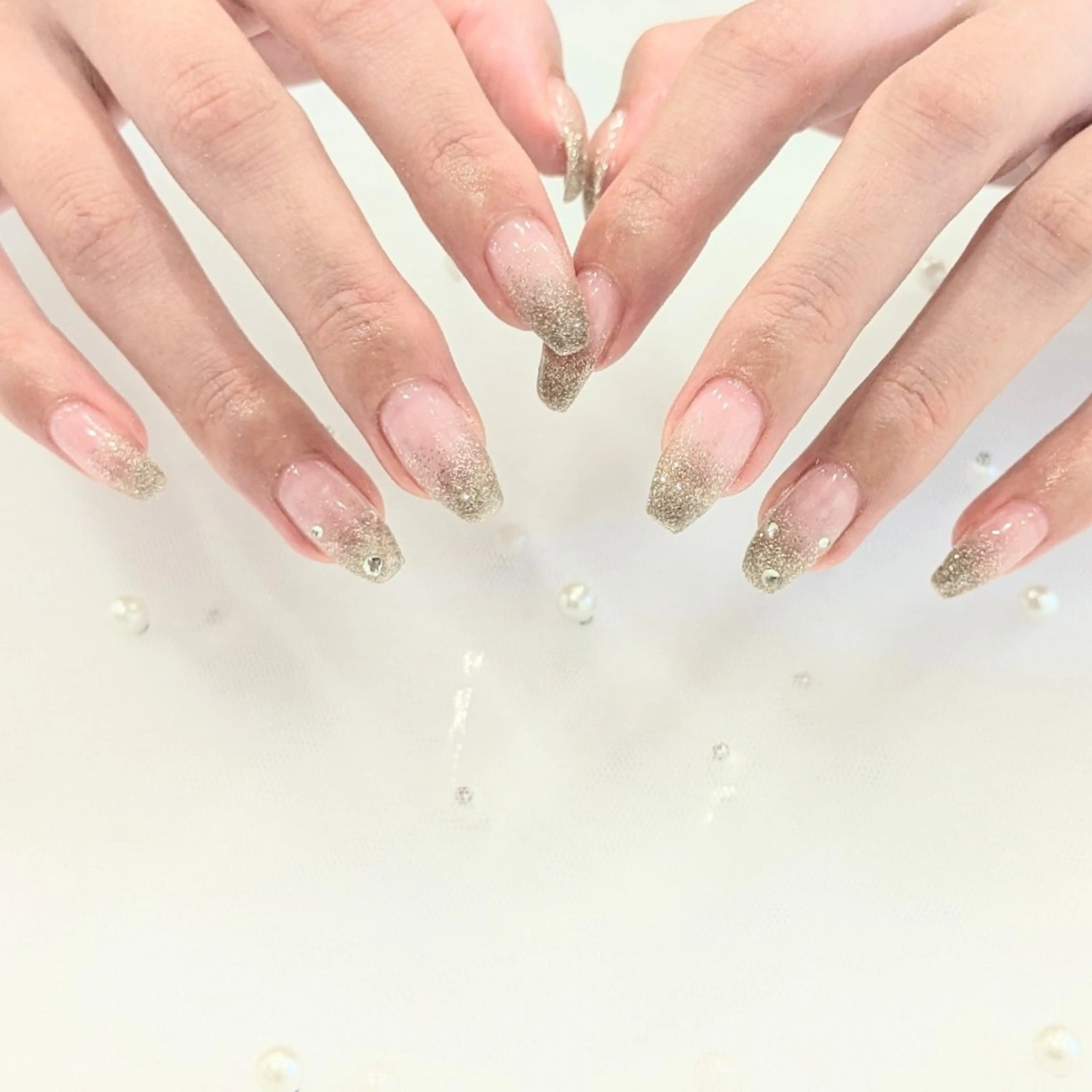 ネイル ラメ(グリッター) ラメグラデーション シンプルネイル Lily nail 船橋 yuki🍒のネイルデザイン