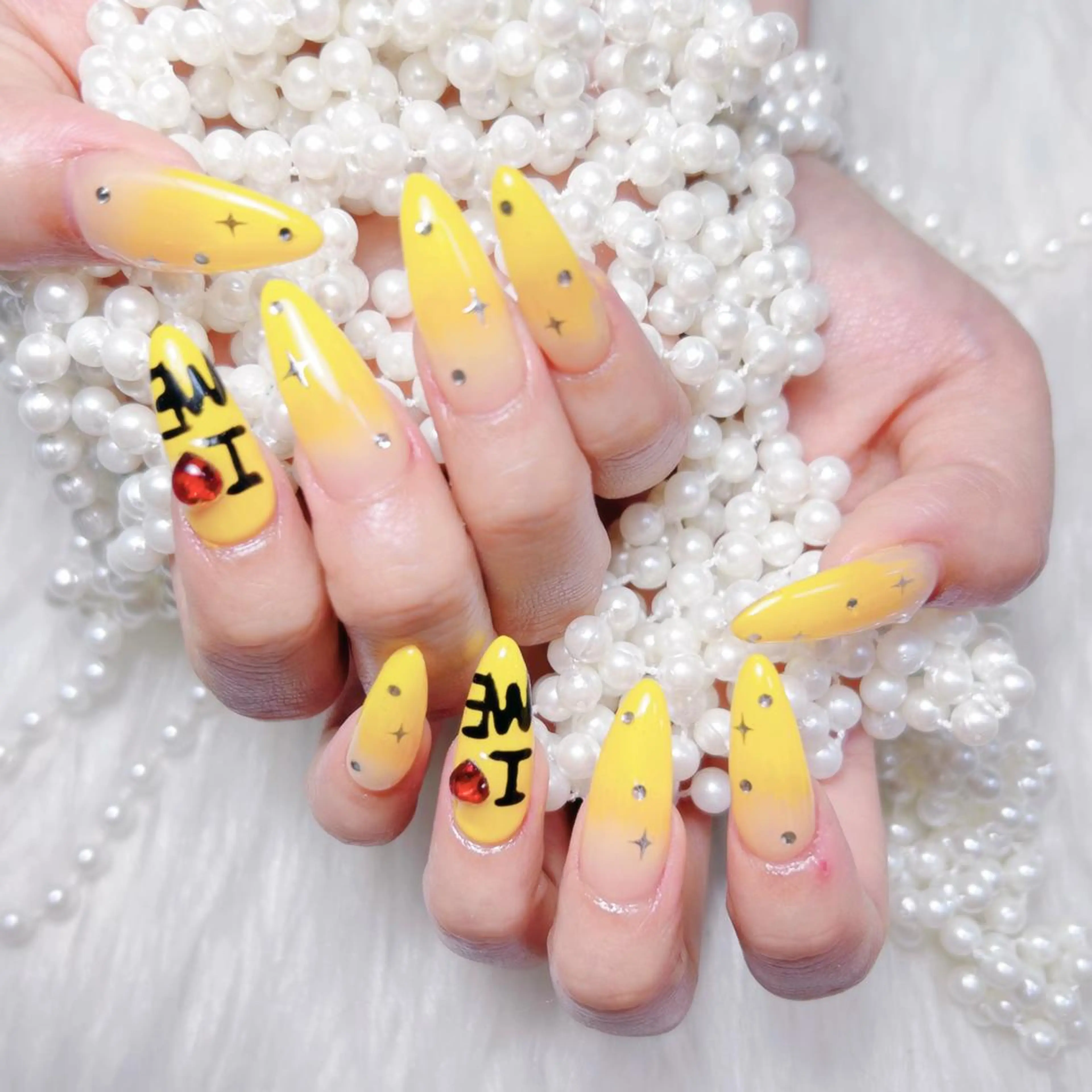 ネイル りん か🍄のネイルデザイン