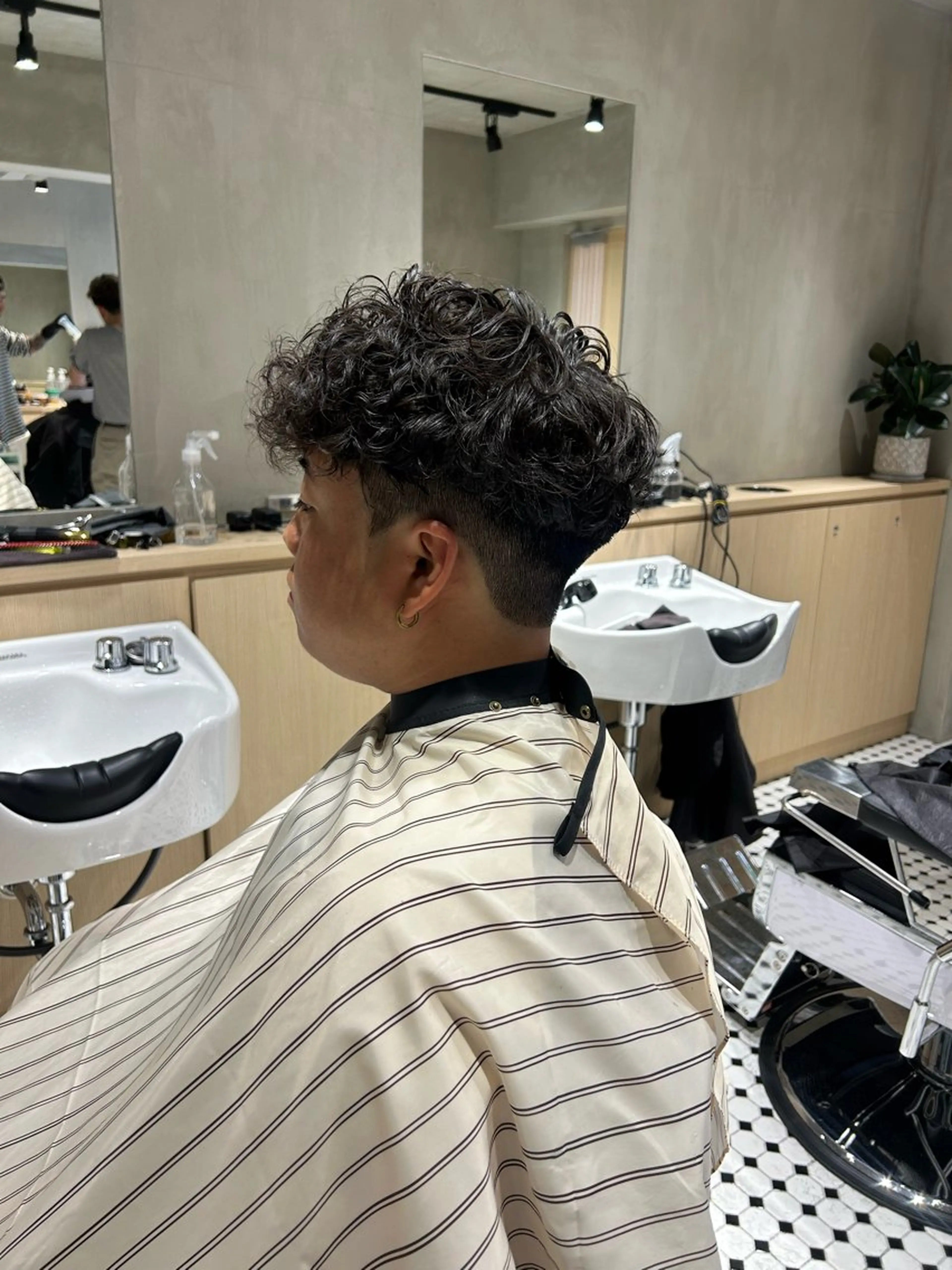 ミディアム 【明大前フェード/ メンズパーマ/岳】のヘアスタイル