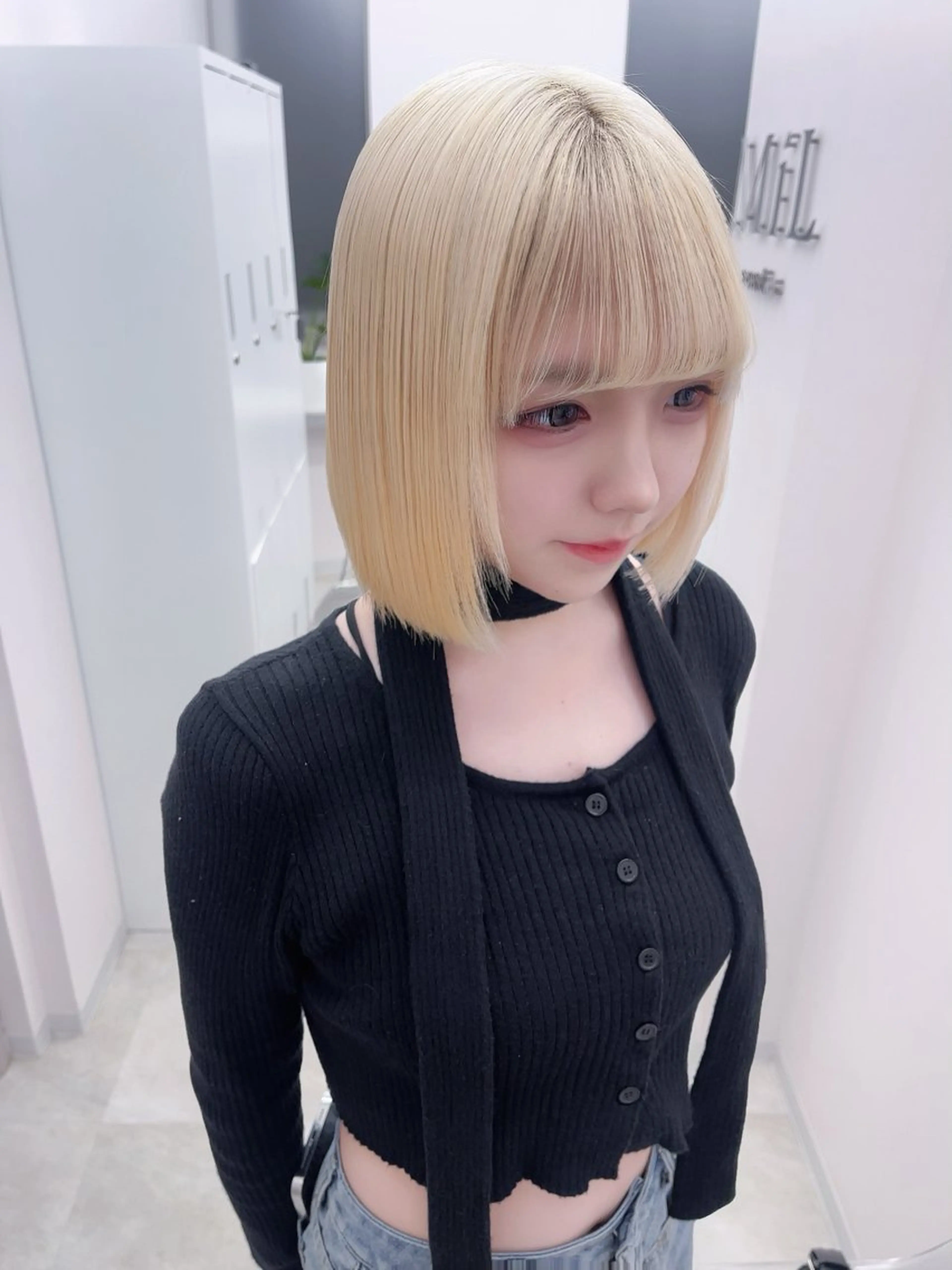 【本日空きあり】2ケアブリーチ+カラー+最高級トリートメント¥30000-の写真