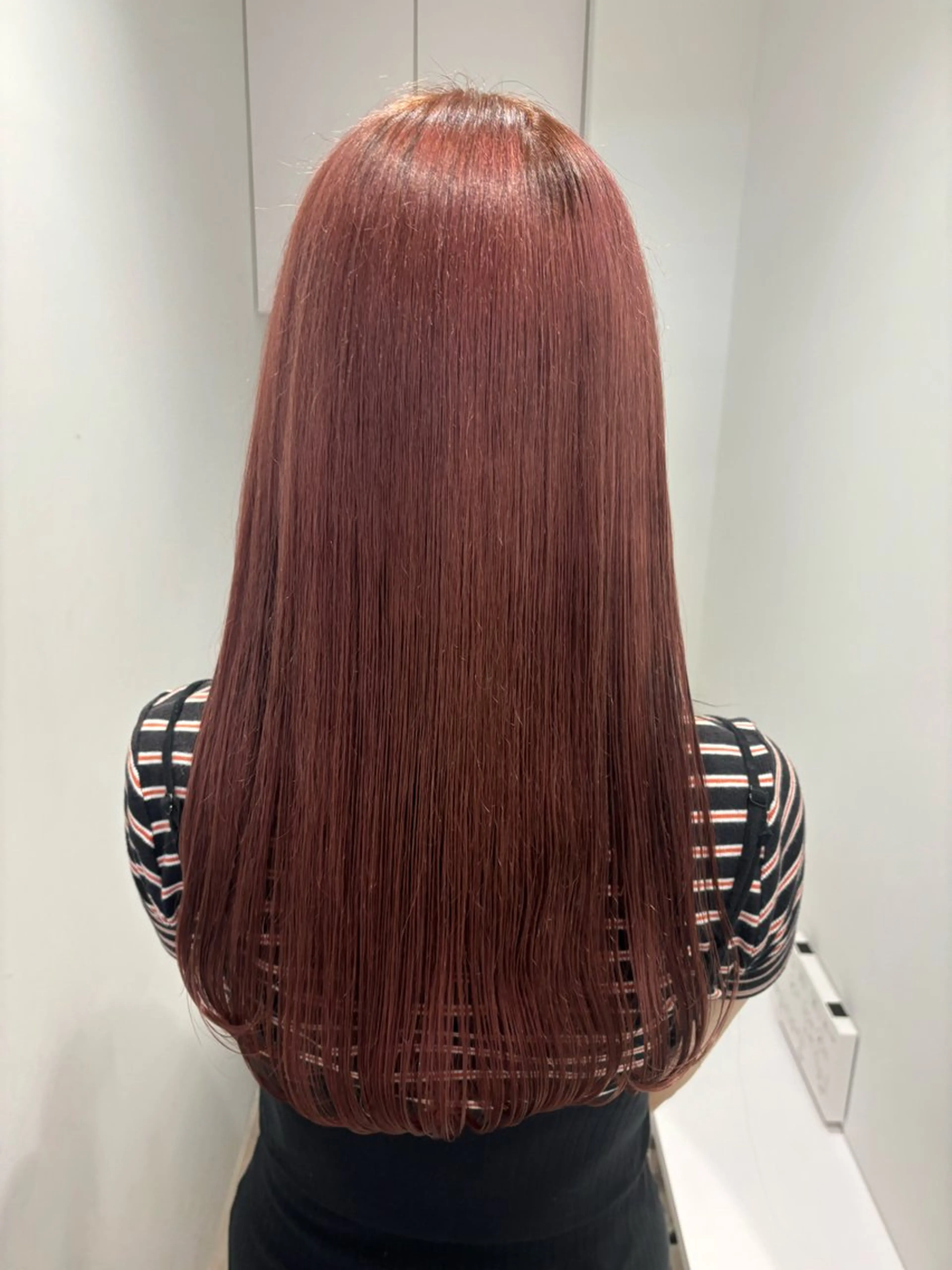 ロング ヘアカラー リン🔔ボブ cut ベージュカラー🤎のヘアスタイル