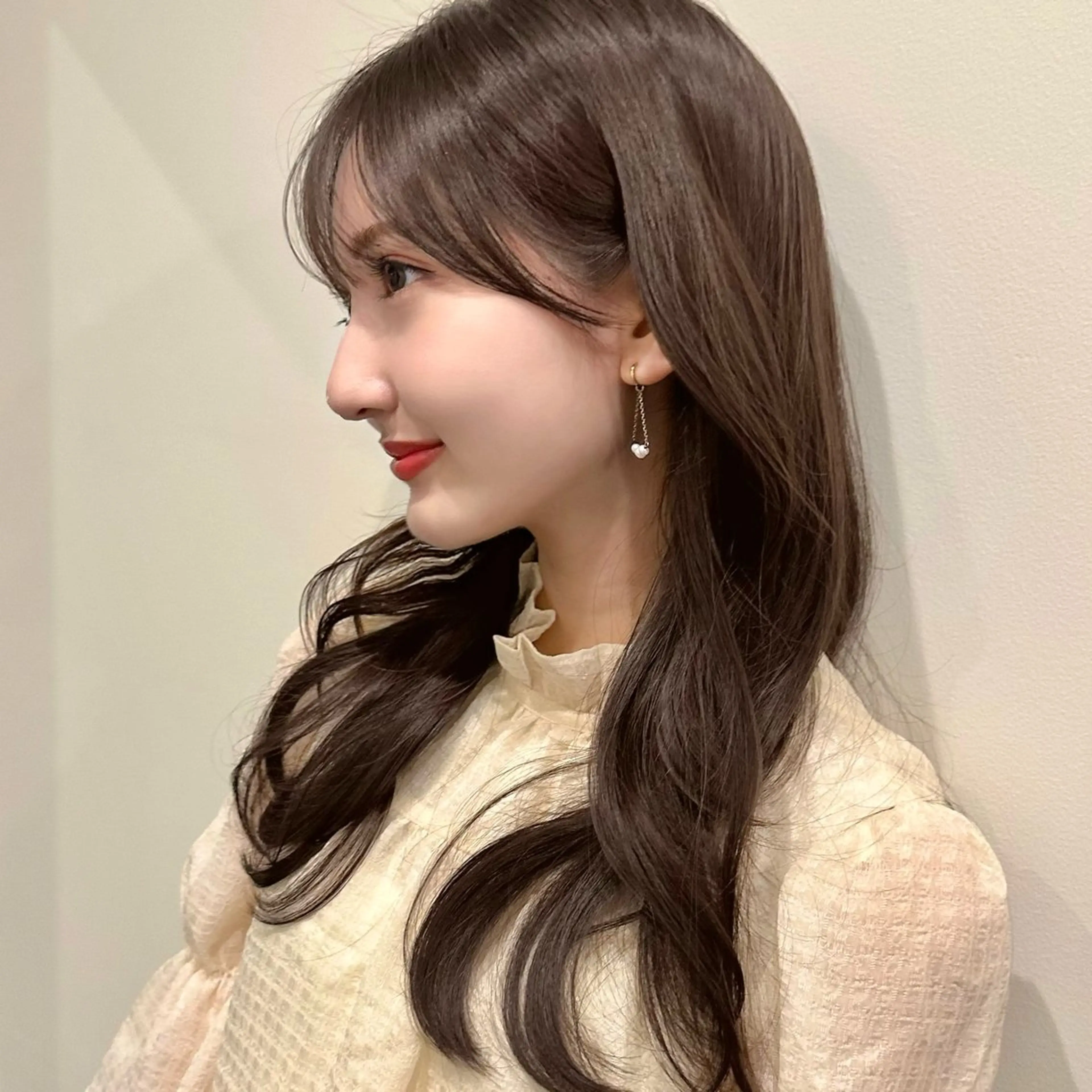 ロング カット ヘアカラー トリートメント 🌹ハッシュカット、 レイヤー韓国ヘア🌹のヘアスタイル