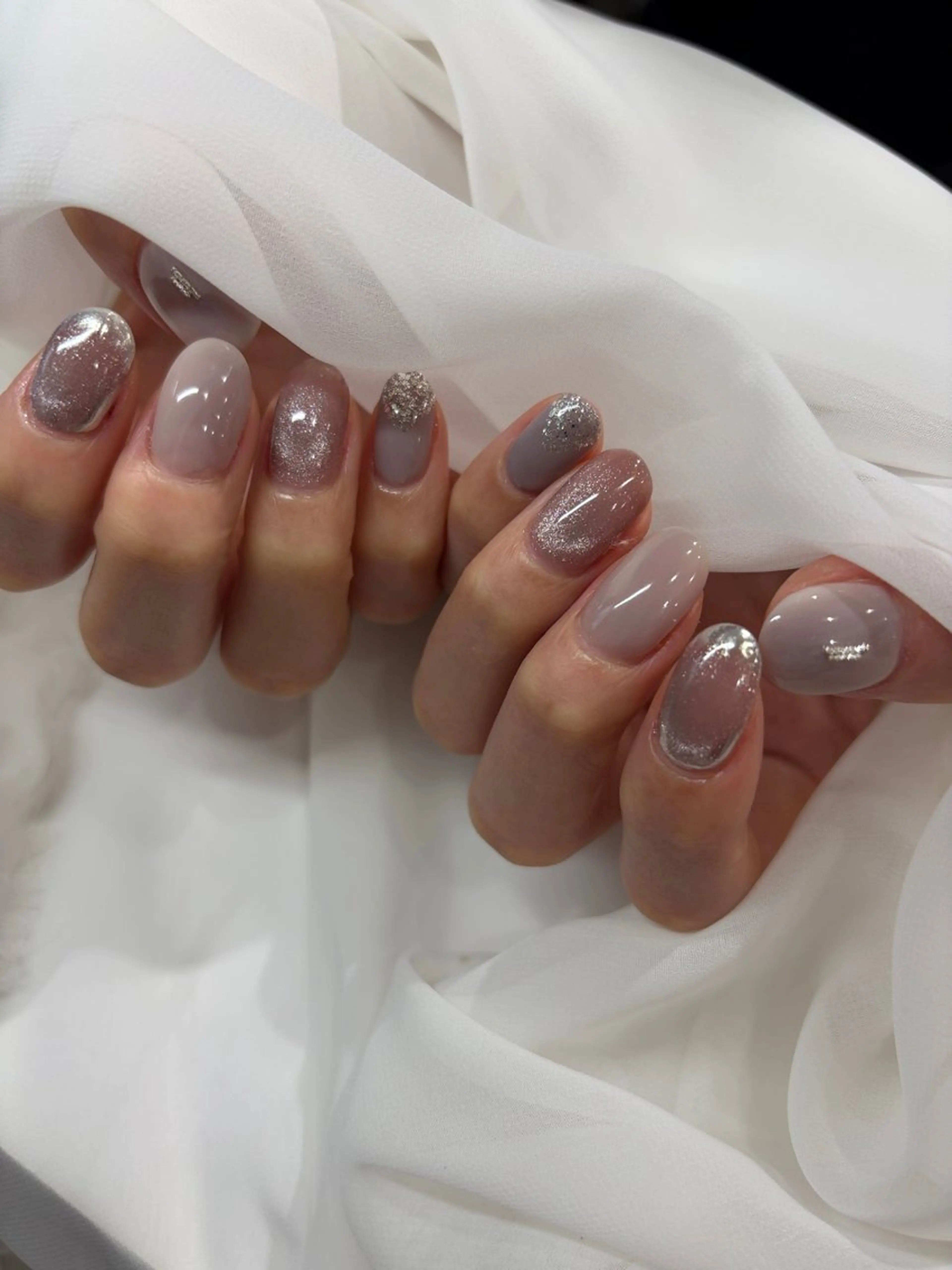 ネイル ラメ(グリッター) マグネットネイル ミラーネイル シンプルネイル ハンドネイル R2-O2 nailのネイルデザイン