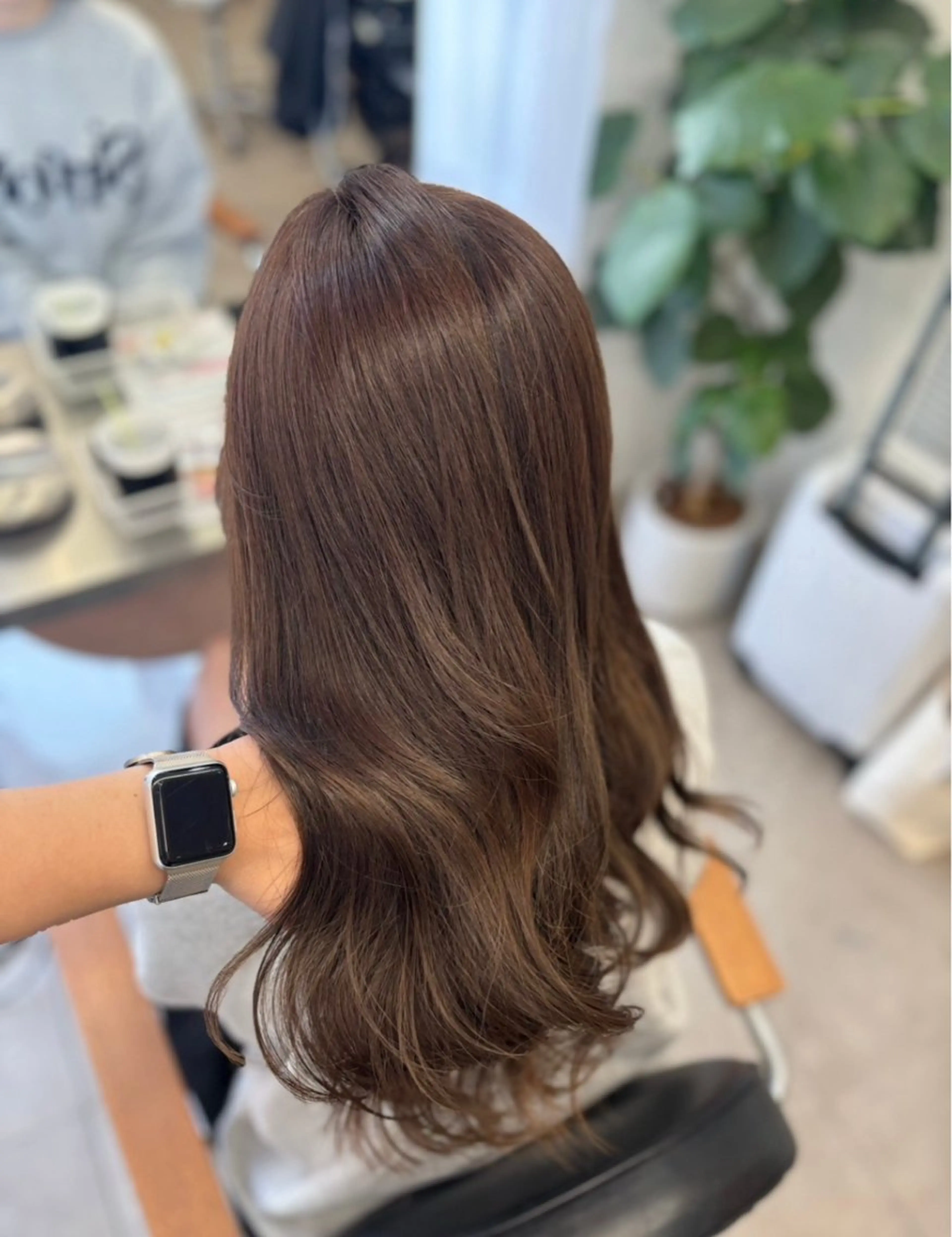 ロング カラー ヘアカラー 梅田/ベージュ／ 艶カラー／三宅空翔のヘアスタイル