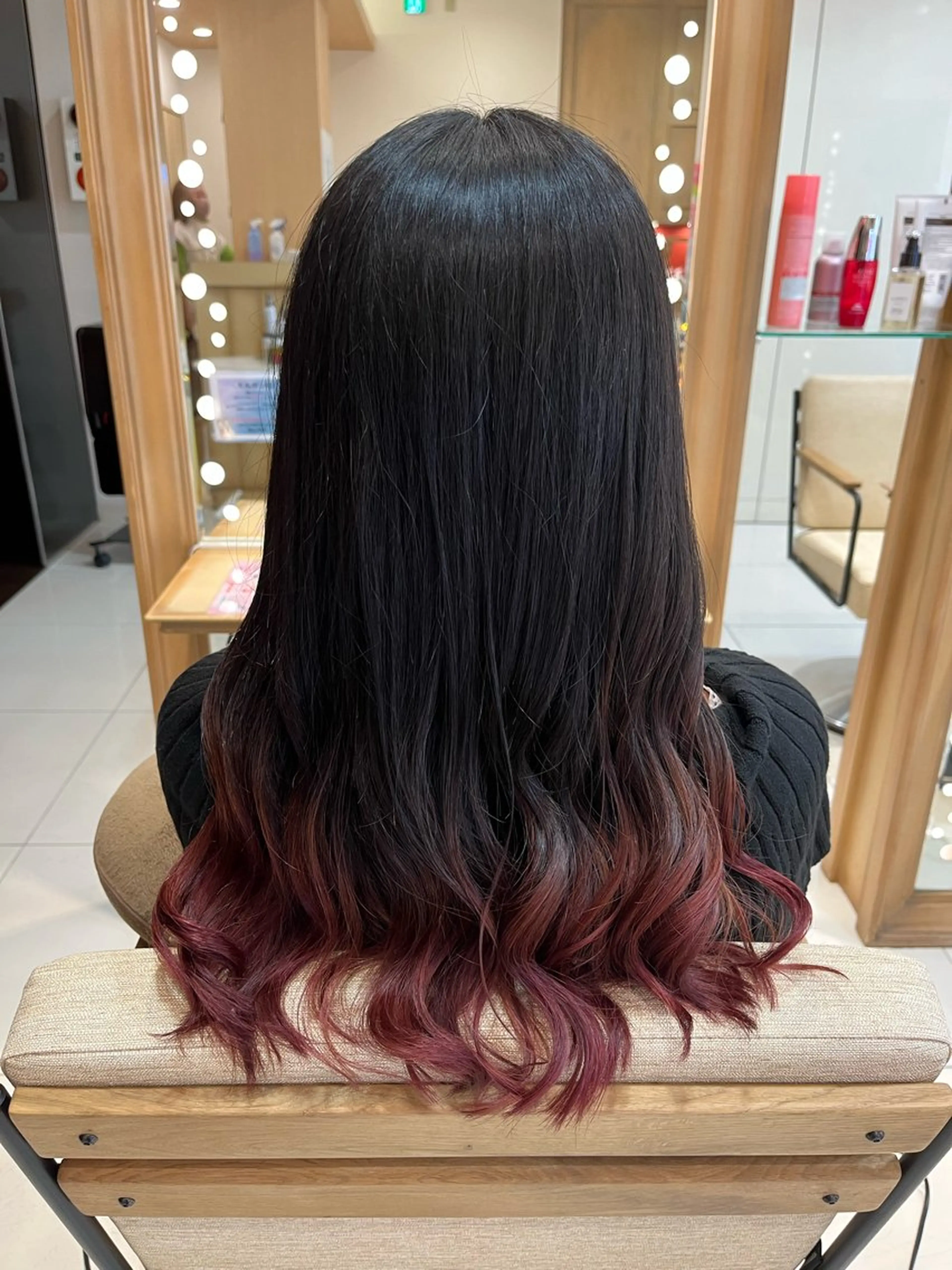 ロング カラー グラデーションカラー なつな/ 透明感カラーのヘアスタイル