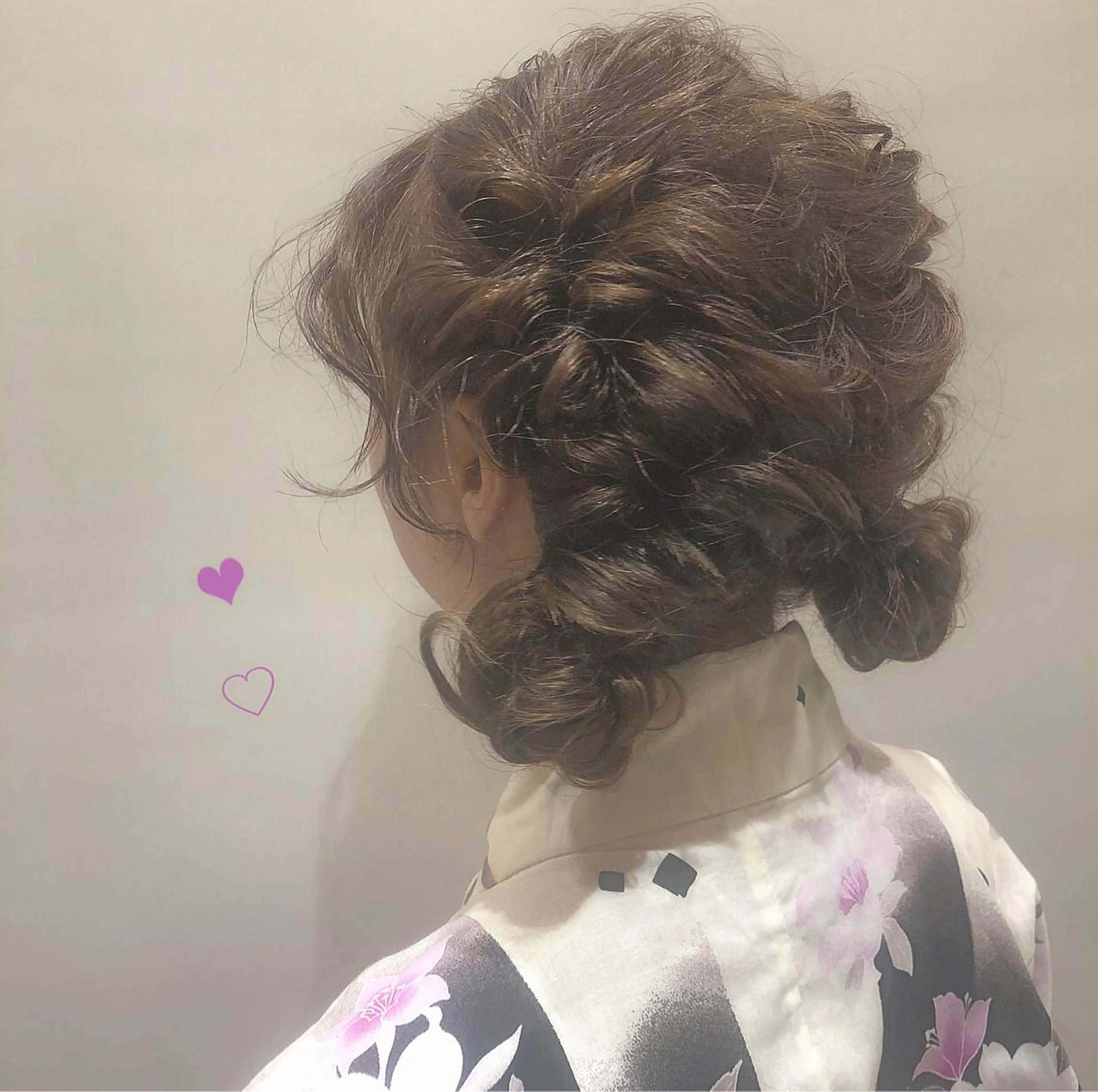 ミディアム カラー パーマ ヘアアレンジ apish aoyama所属・武 愛子の眉毛・アイブロウイメージ
