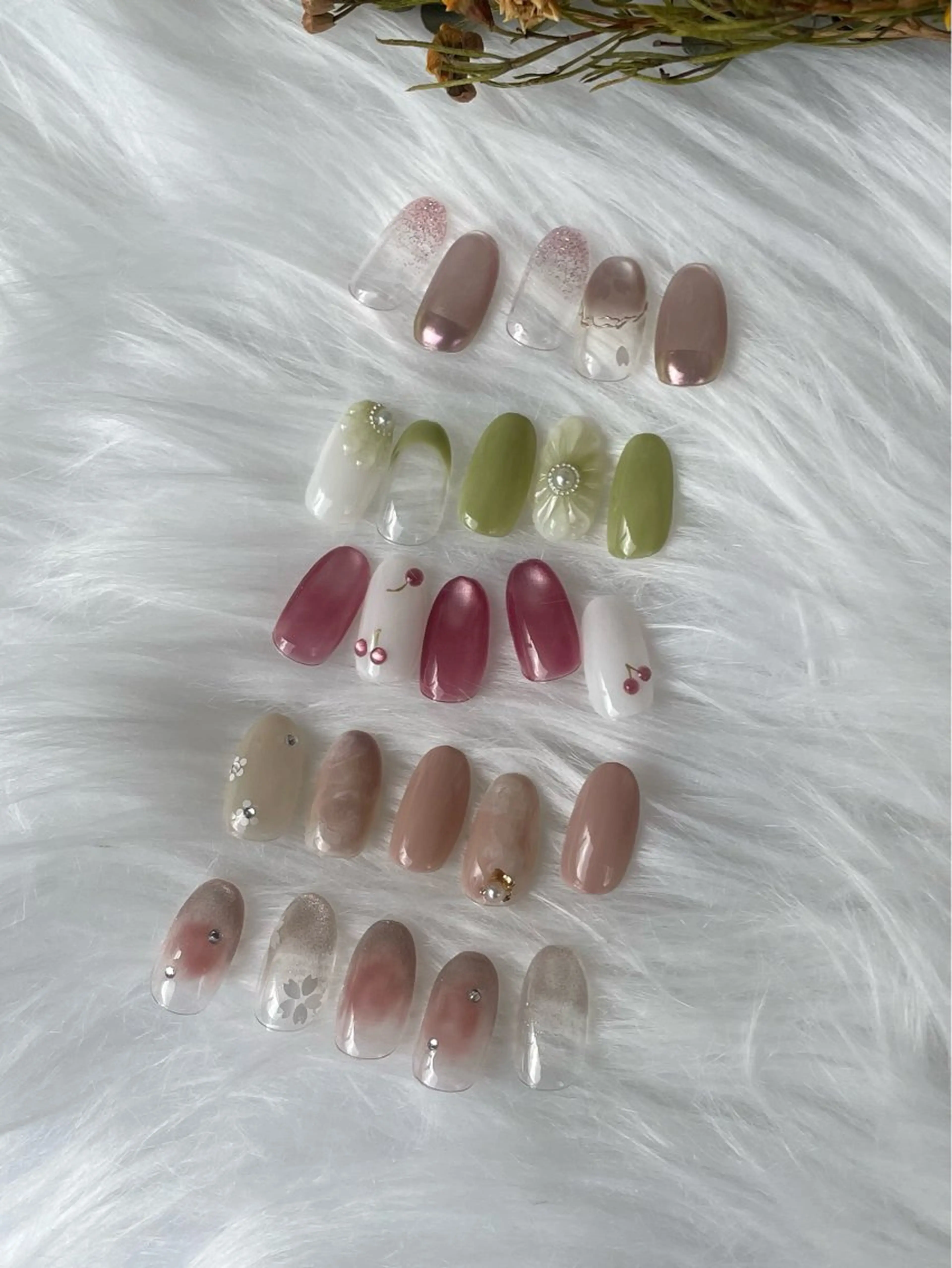 ネイル ブルー 氷ネイル・うるうるネイル キラキラネイル マグネットネイル ニュアンスネイル ハンドネイル timtam --sakiのネイルデザイン