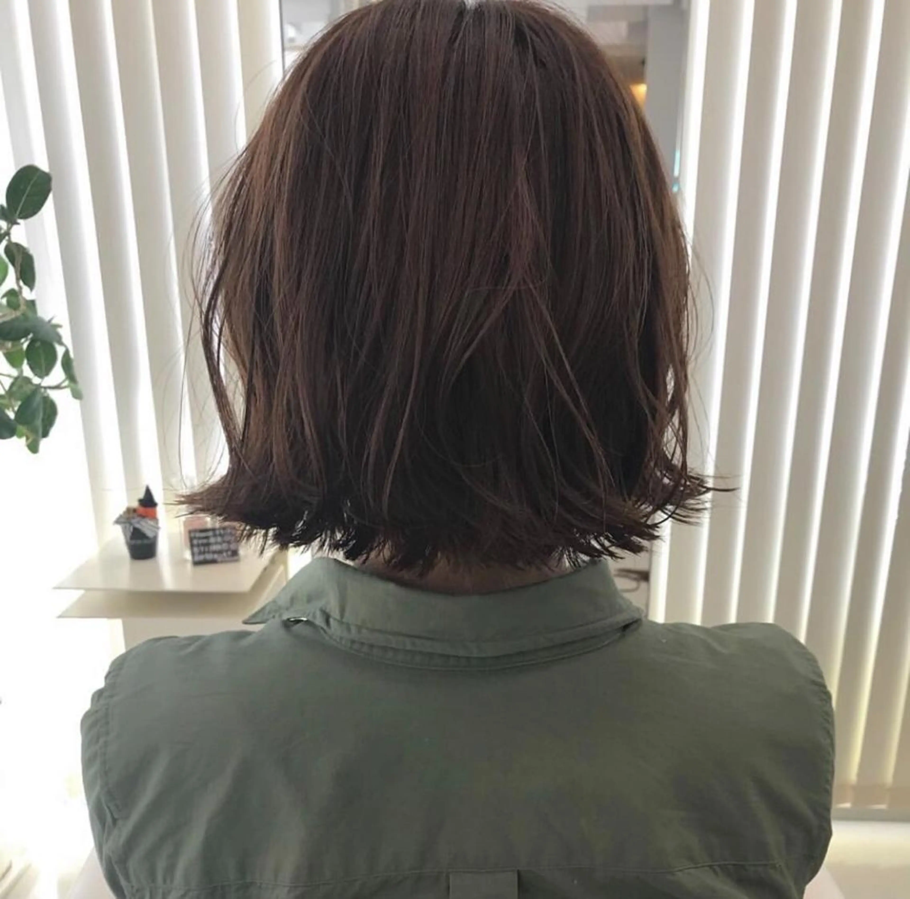 ミディアム femme 宝町店所属・歌島 葉月の眉毛・アイブロウイメージ