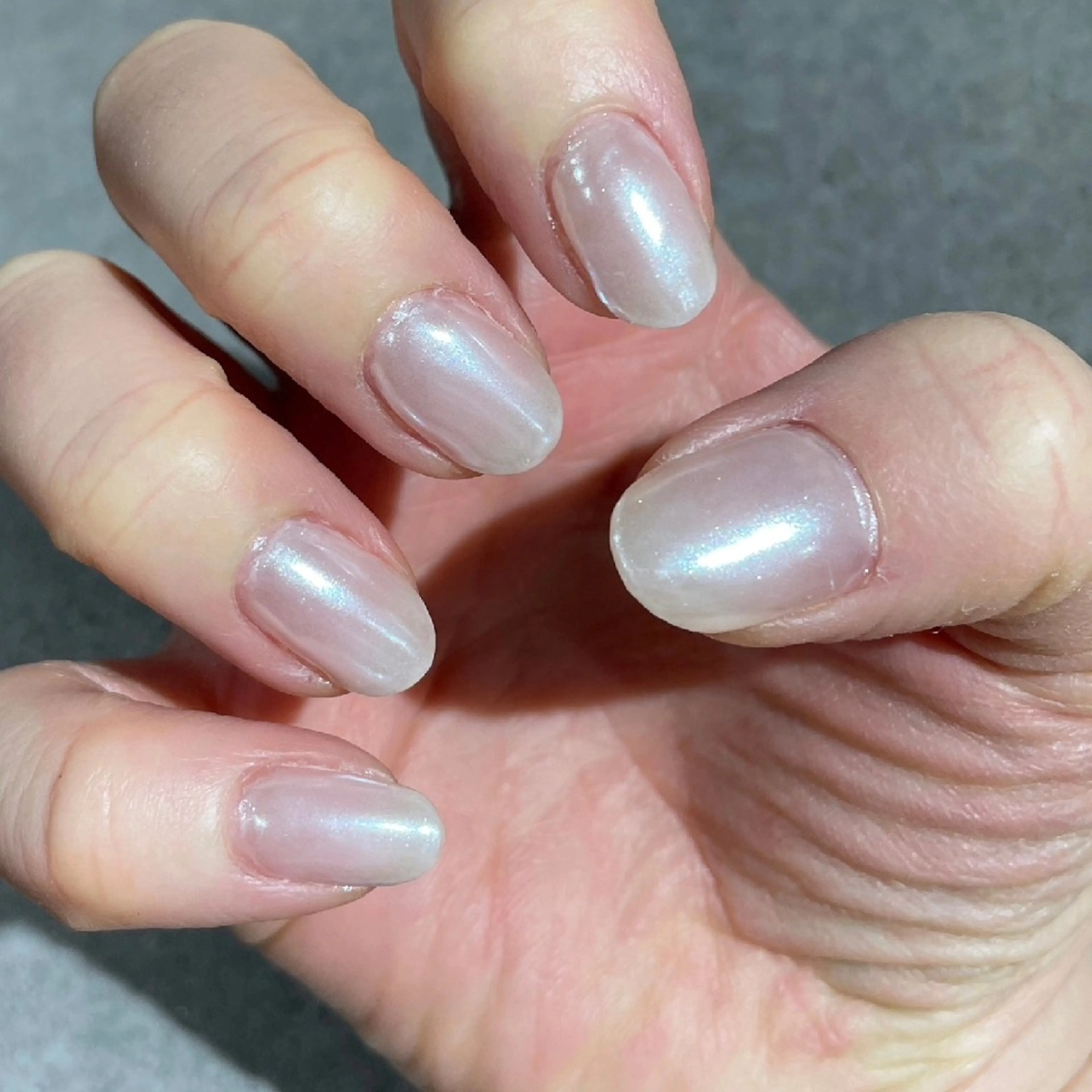 ネイル オーロラネイル ワンカラーネイル ハンドネイル Y. Saoriのネイルデザイン