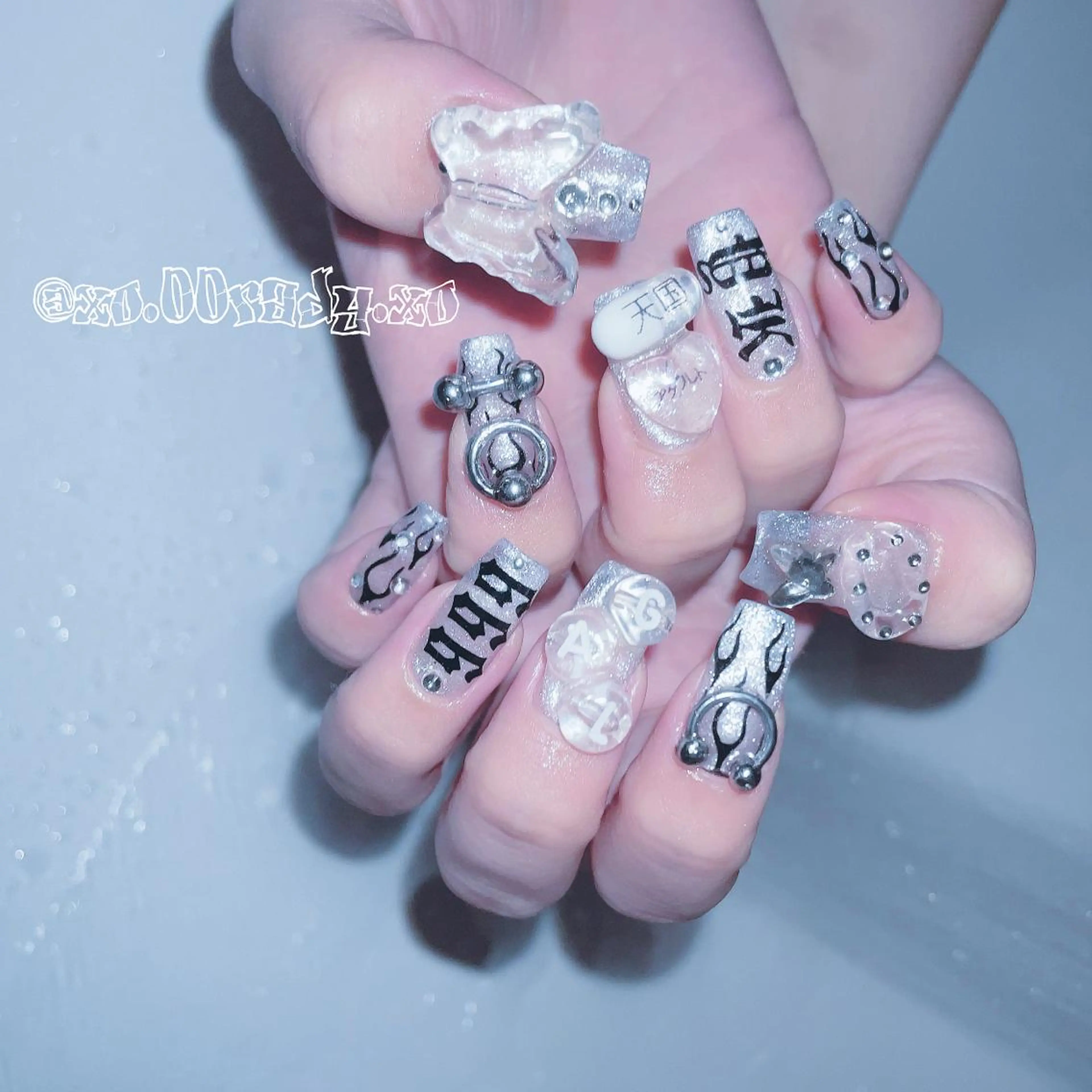 セミロング カラー ヘアアレンジ メンズ キッズ ネイル マツエク・マツパ ハンドネイル ⛓Miyu ⛓のネイルデザイン