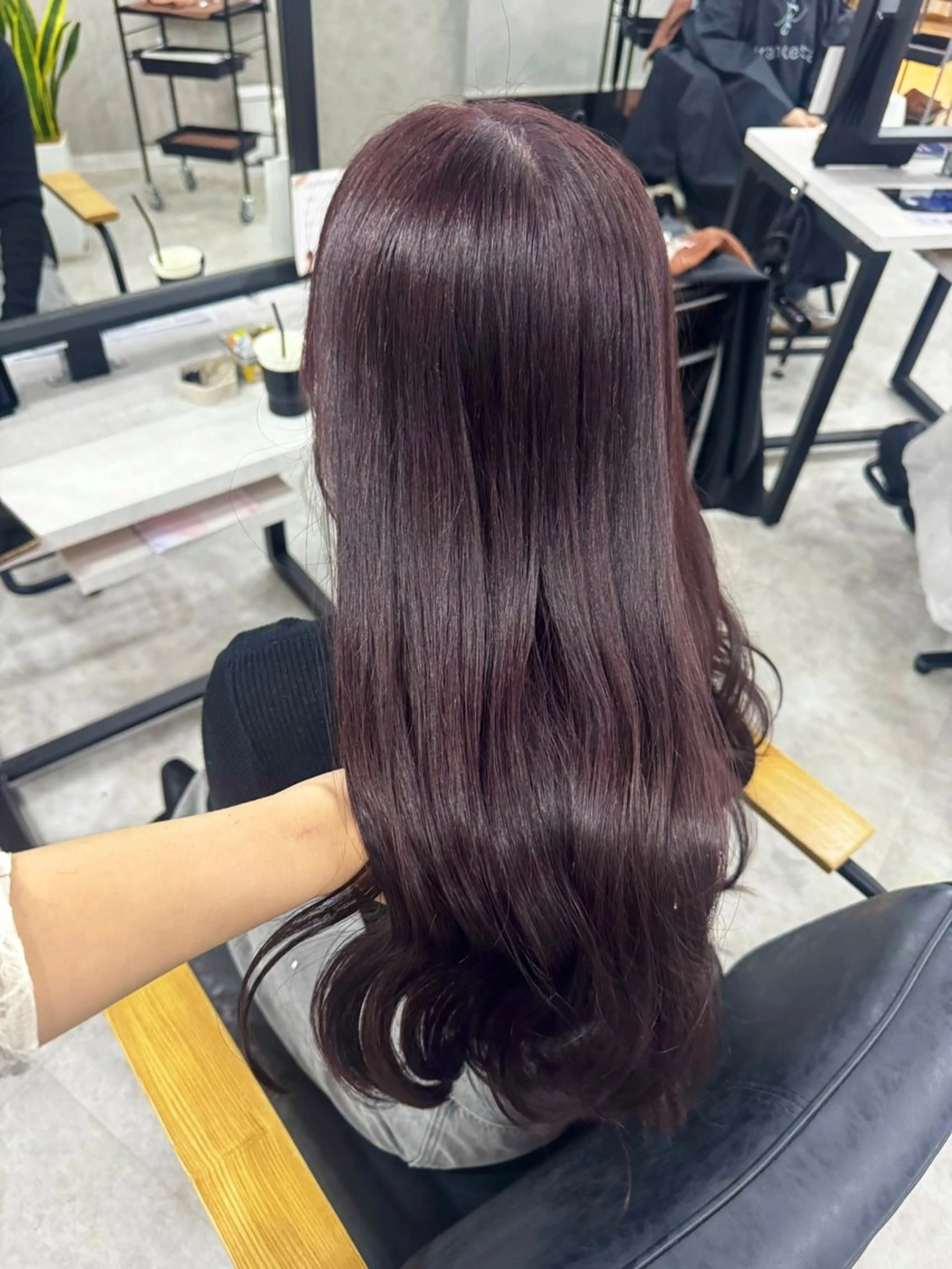 ロング カラー ラベンダーカラー ピンクカラー ピンクラベンダー カット ヘアカラー トリートメント 赤み無し柔らかカラー 【梅田】madokaのヘアスタイル