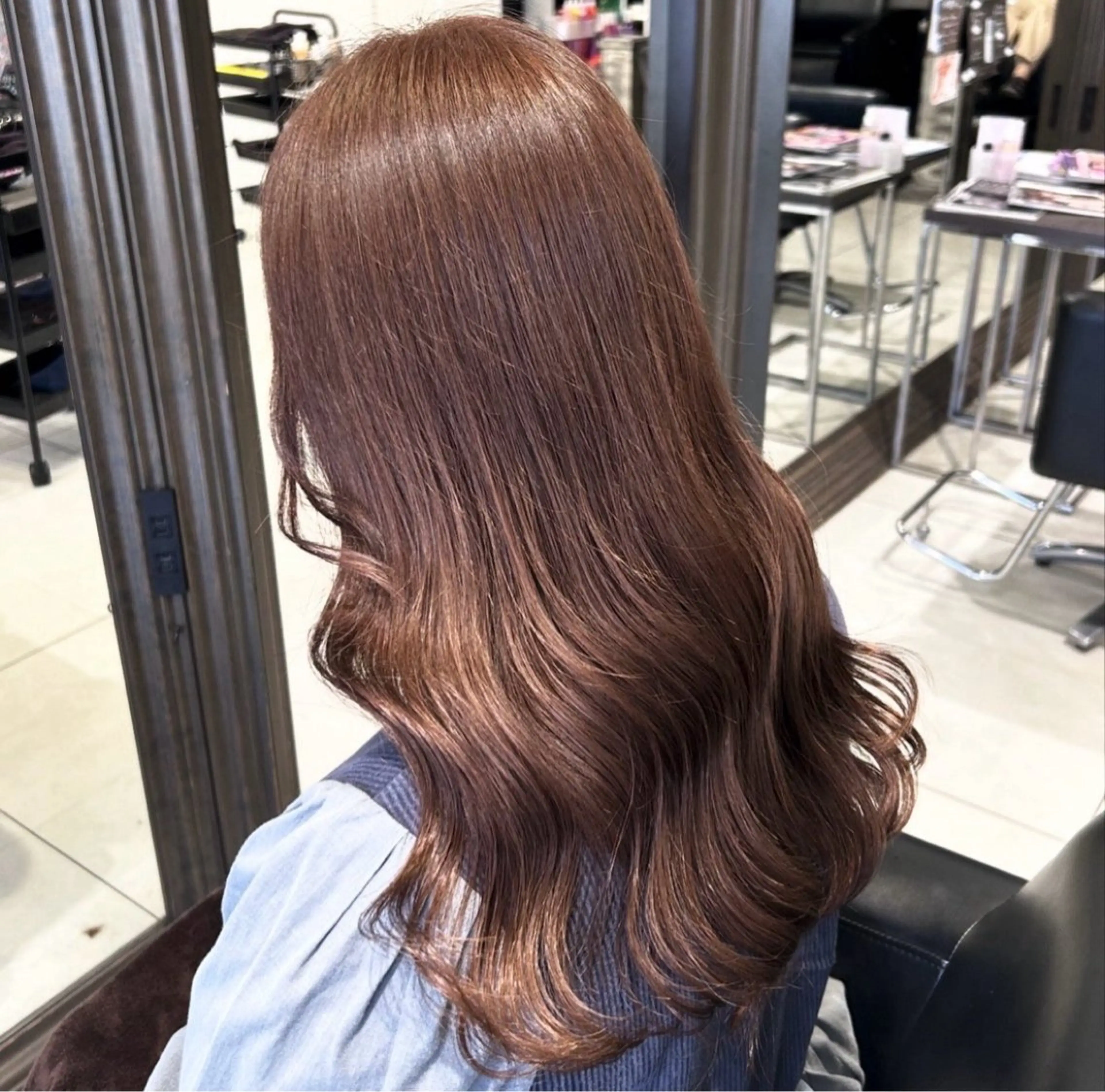 お得なセット割❣️ヘアカラー➕スチームトリートメント➕Aujuaアウトバスプレゼント付き🎁の写真