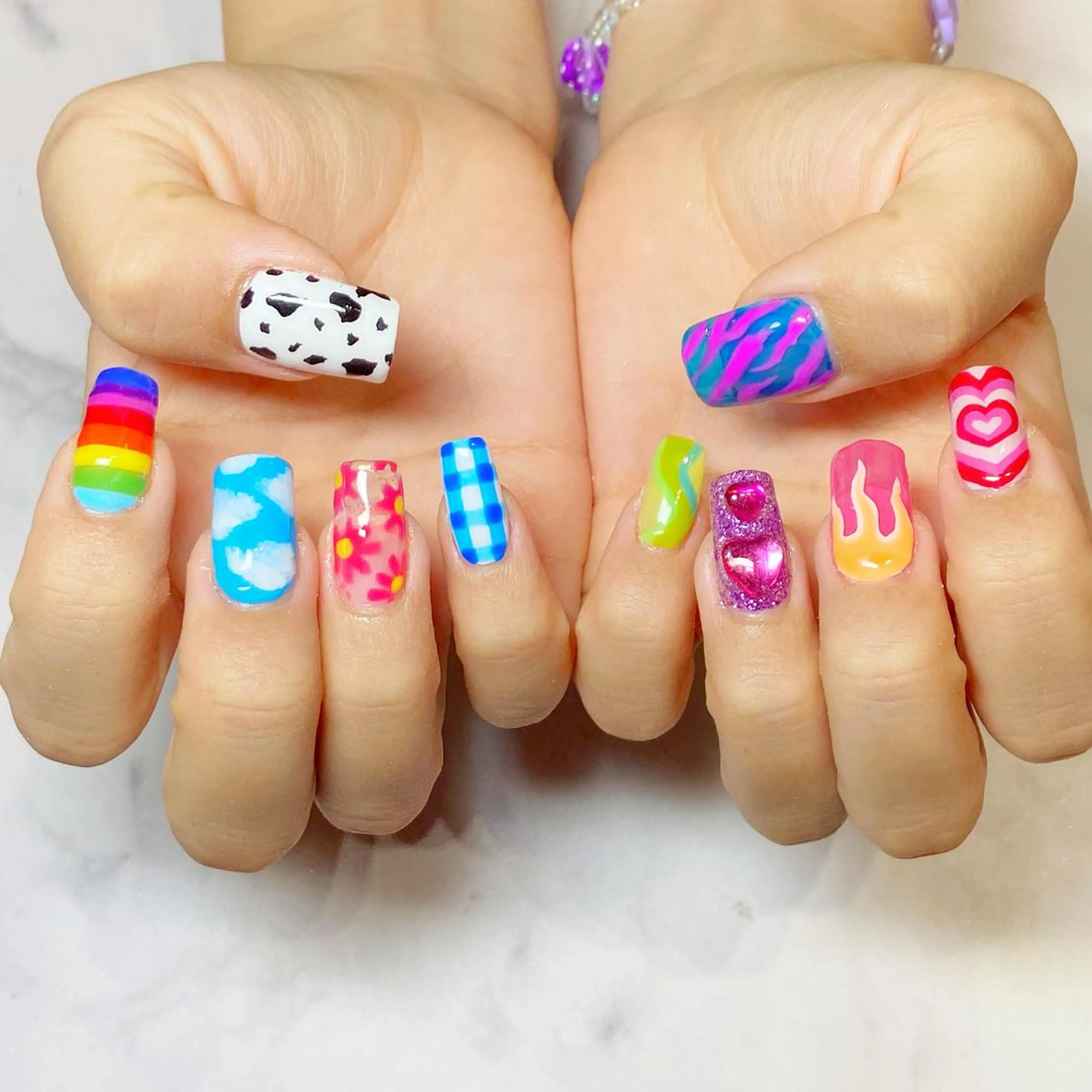 ネイル 持ち込み ハンドネイル YUN 💅のネイルデザイン